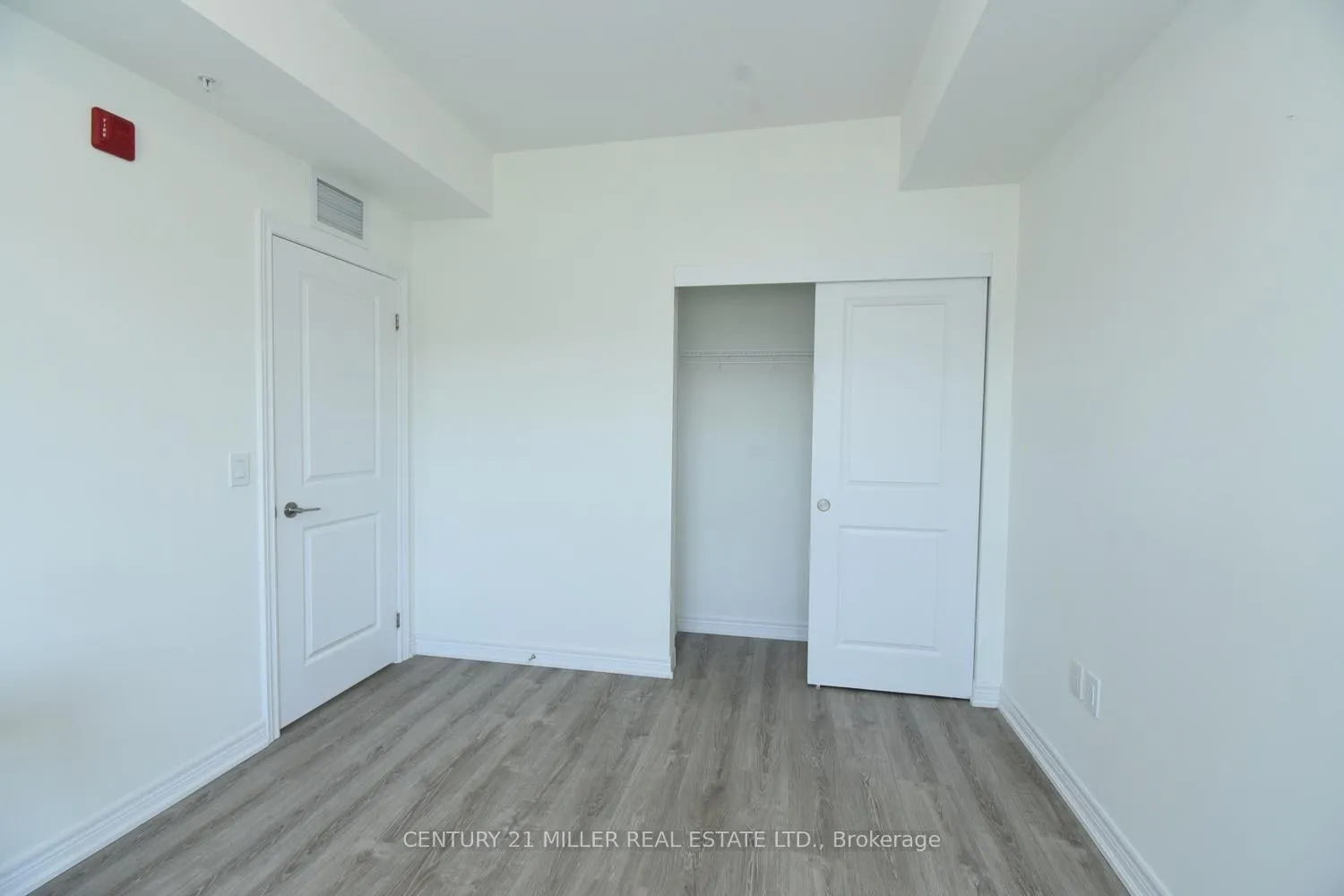 Photo 13 of Unit 413, 121 Highway 8, Hamilton, Stoney Creek — HOMEH