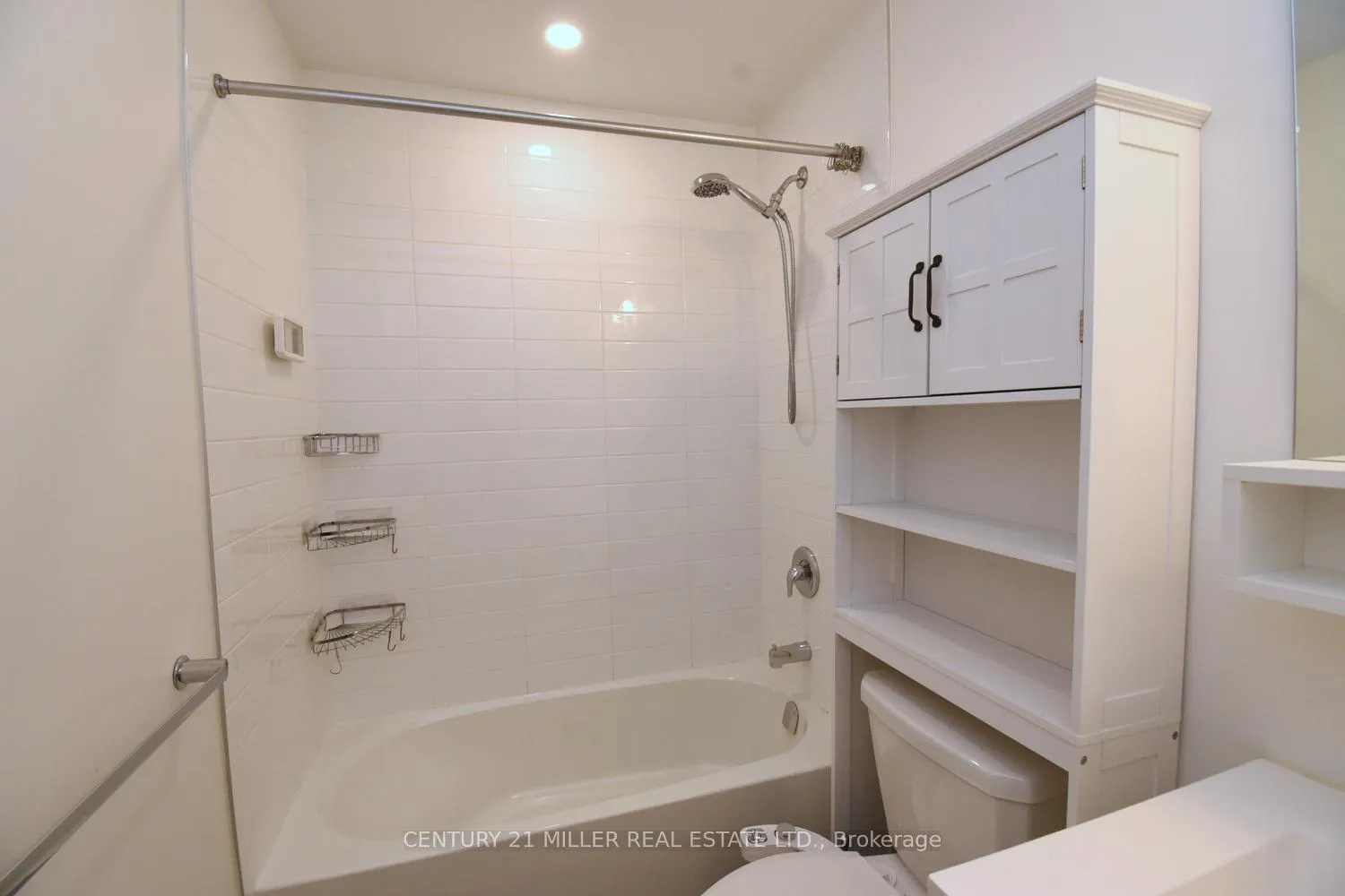 Photo 16 of Unit 413, 121 Highway 8, Hamilton, Stoney Creek — HOMEH
