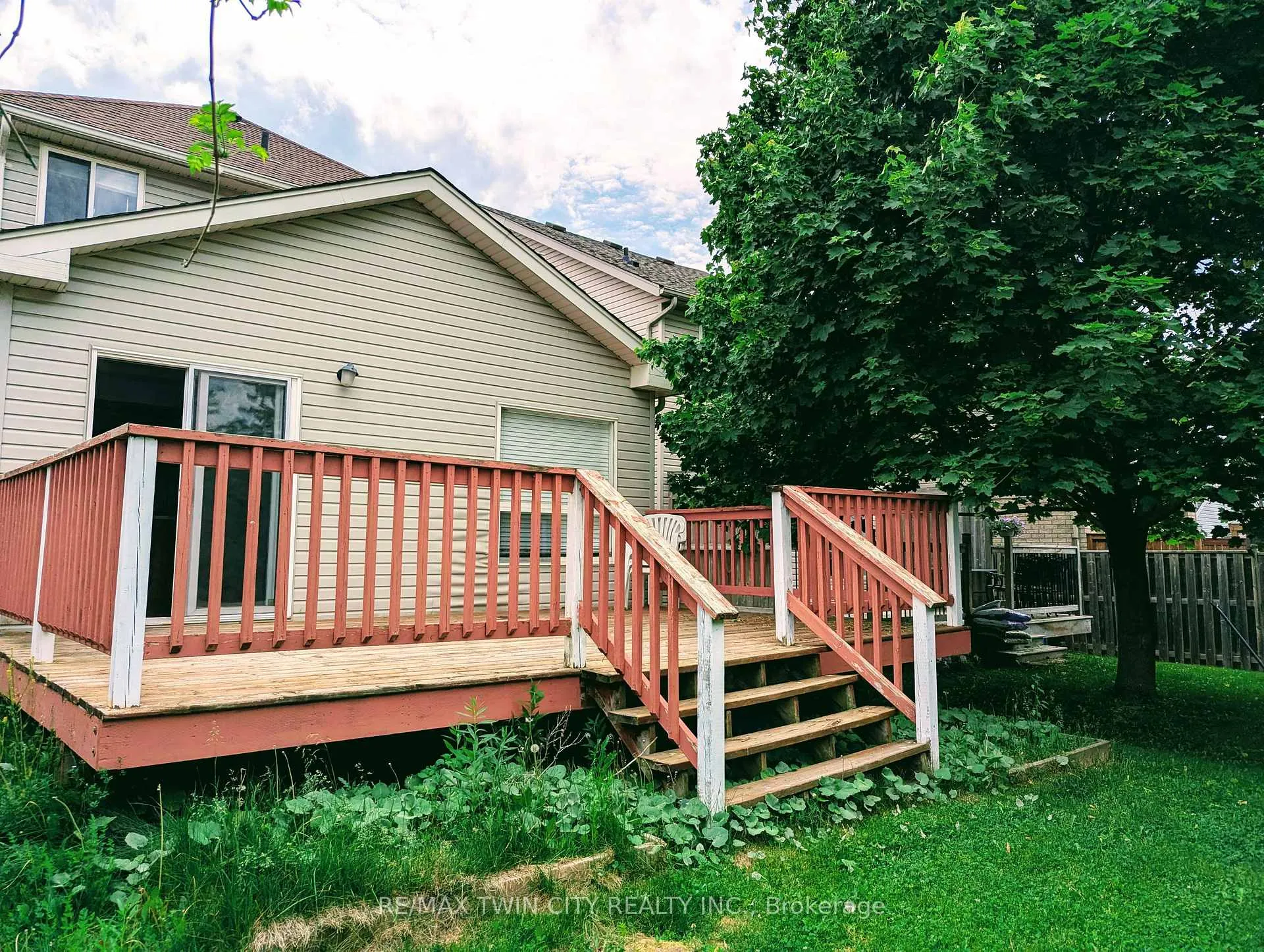Photo 29 of 520 Chablis Drive, Waterloo — HOMEH