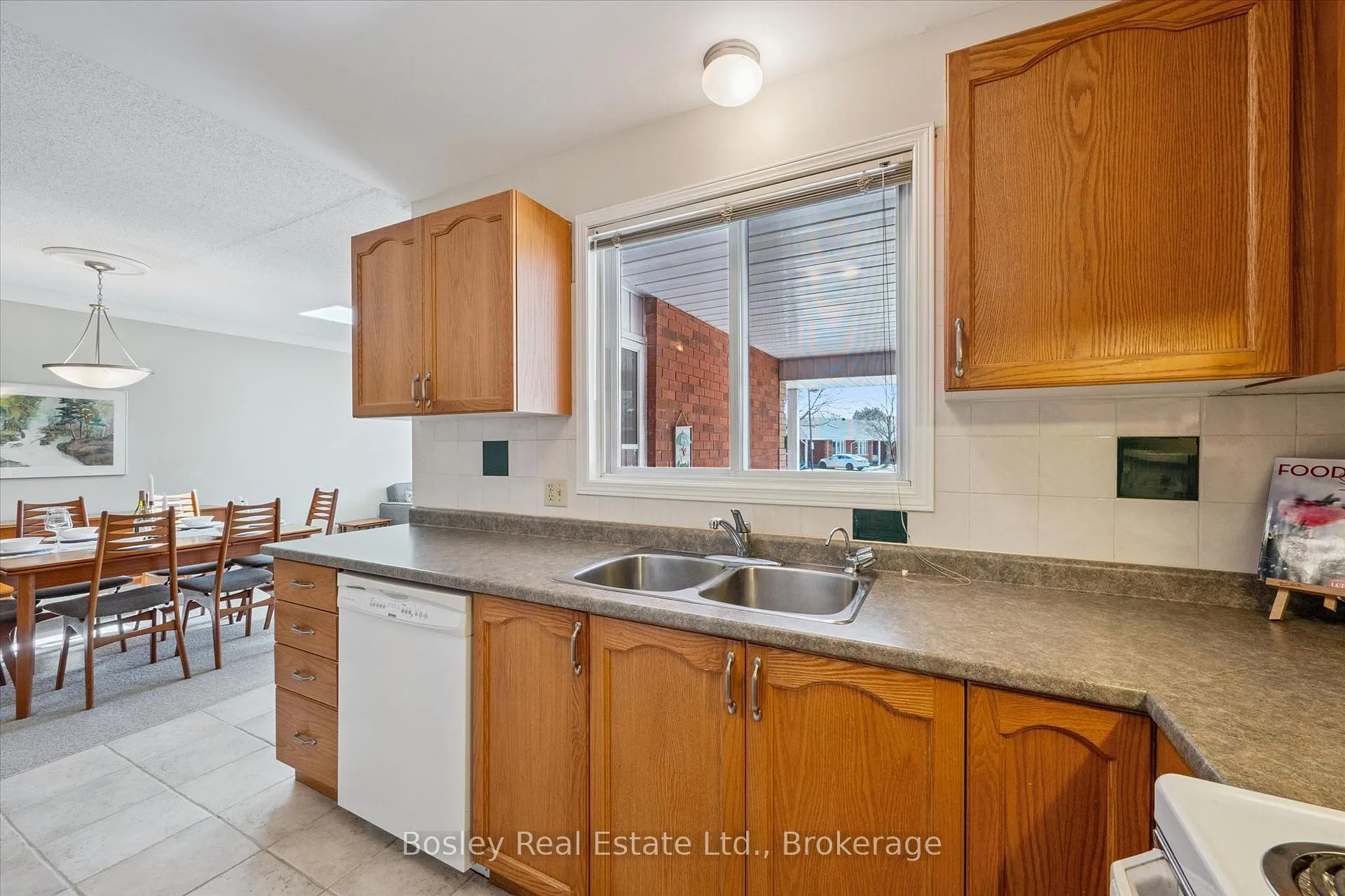 Photo 15 of Unit #29, 1030 Colborne Street E, Brantford — HOMEH