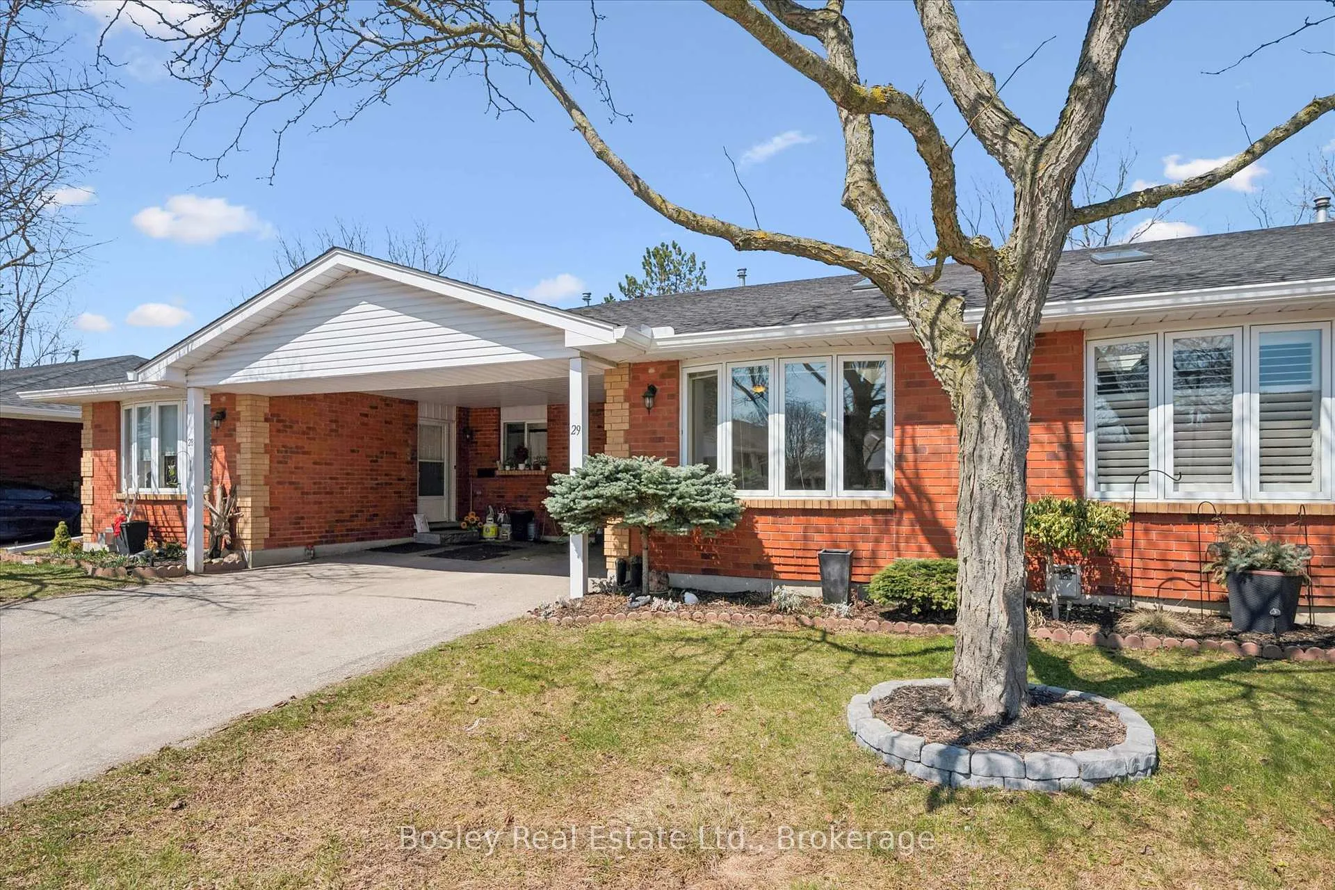Photo 41 of Unit #29, 1030 Colborne Street E, Brantford — HOMEH