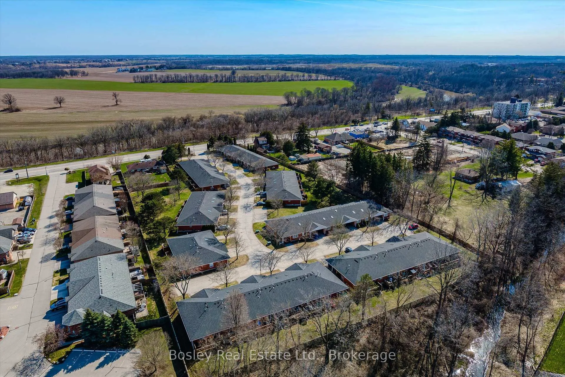 Photo 44 of Unit #29, 1030 Colborne Street E, Brantford — HOMEH