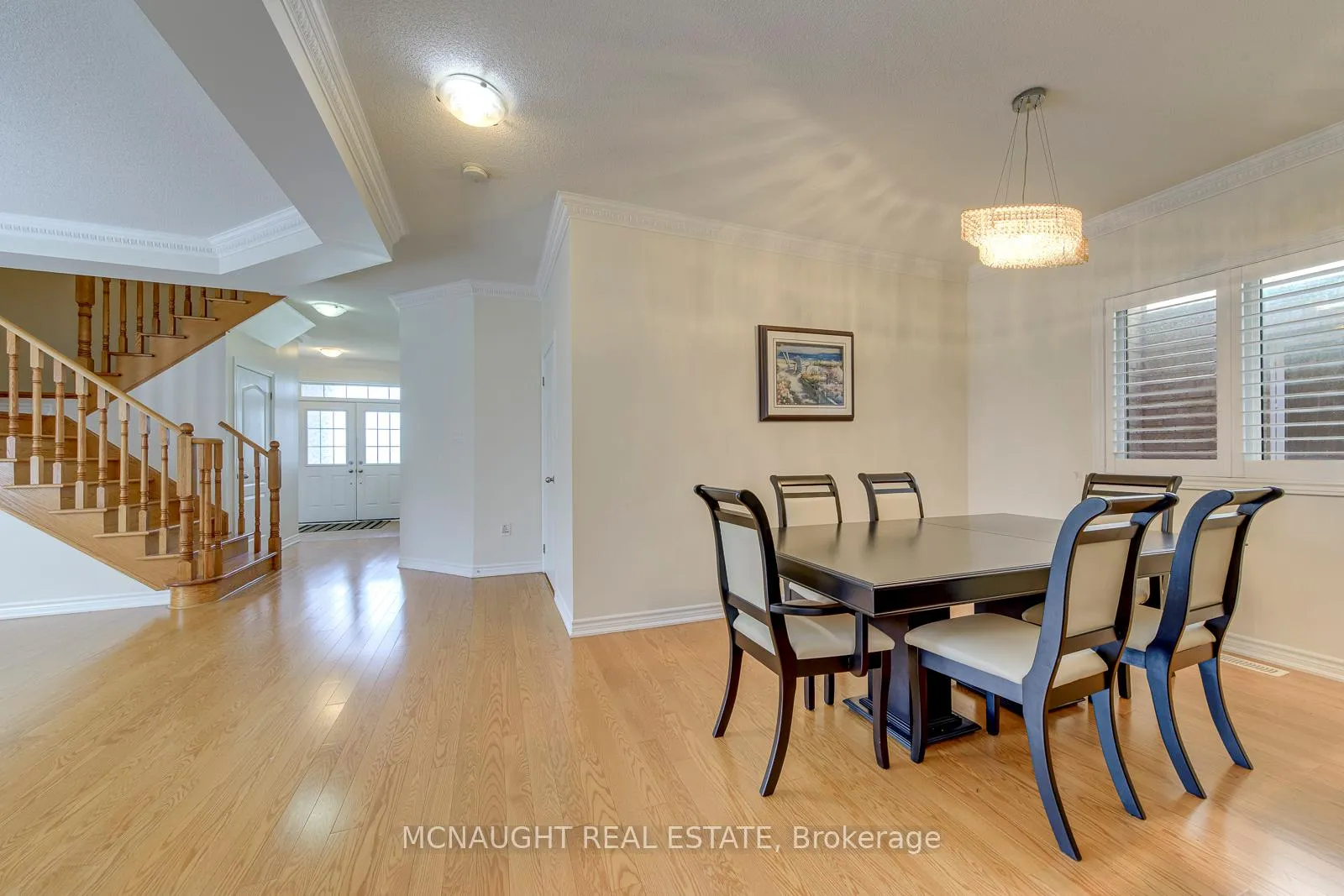 Photo 7 of 200 Bellchase Trail, Brampton, Bram East — HOMEH