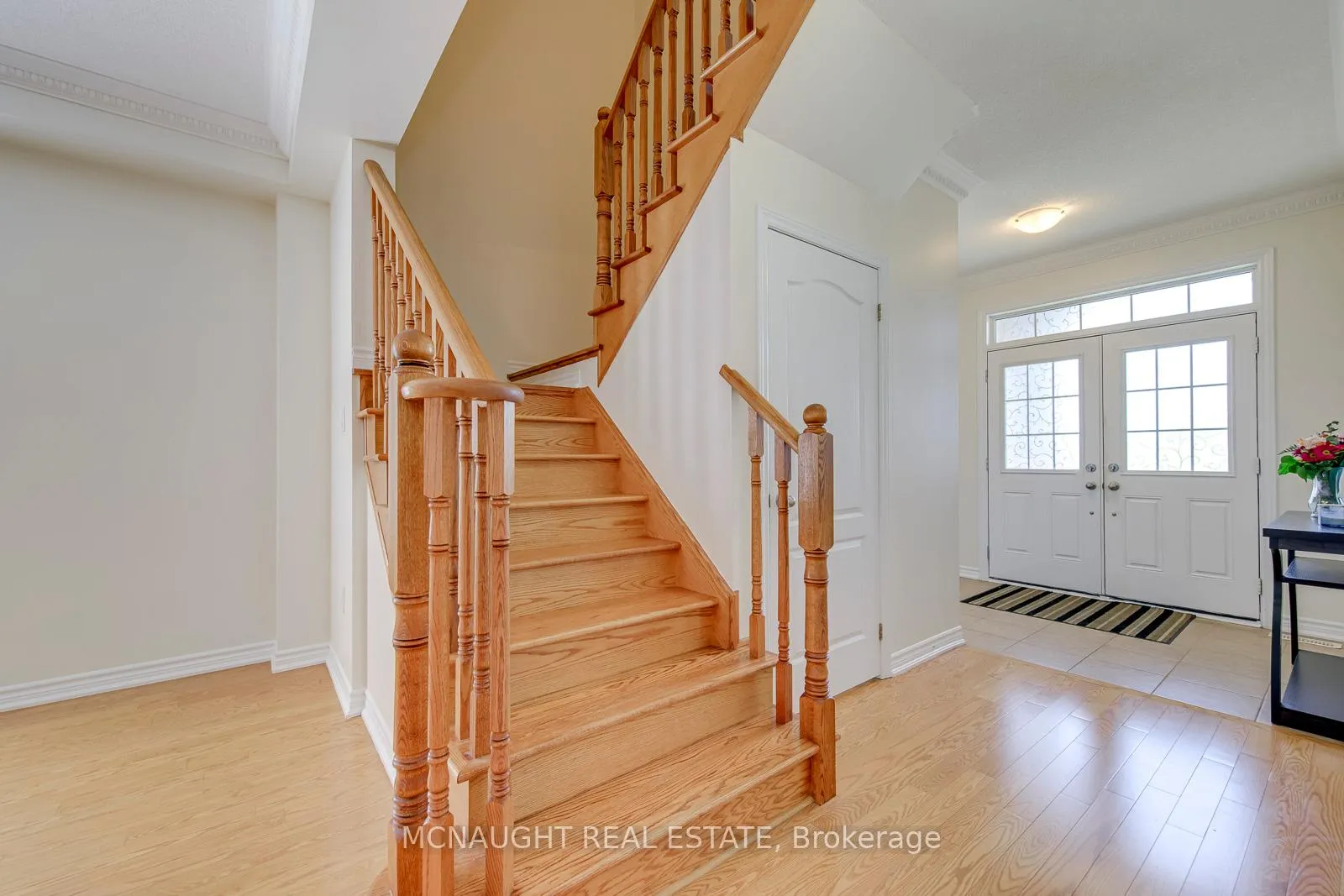 Photo 17 of 200 Bellchase Trail, Brampton, Bram East — HOMEH