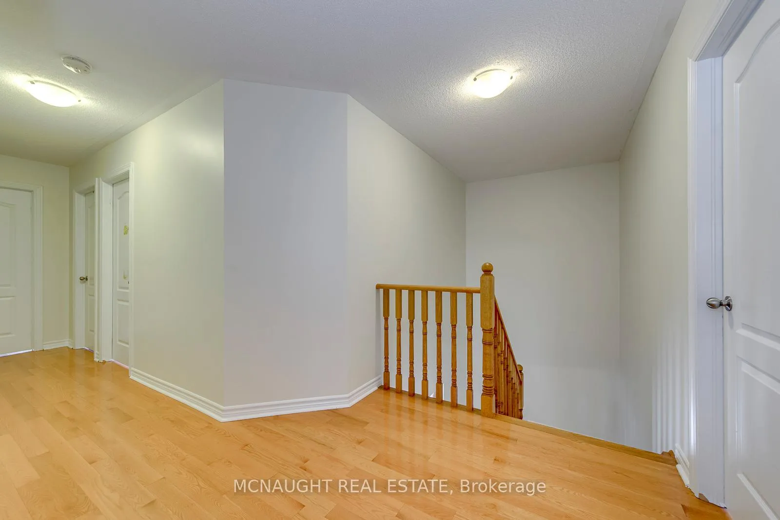 Photo 18 of 200 Bellchase Trail, Brampton, Bram East — HOMEH