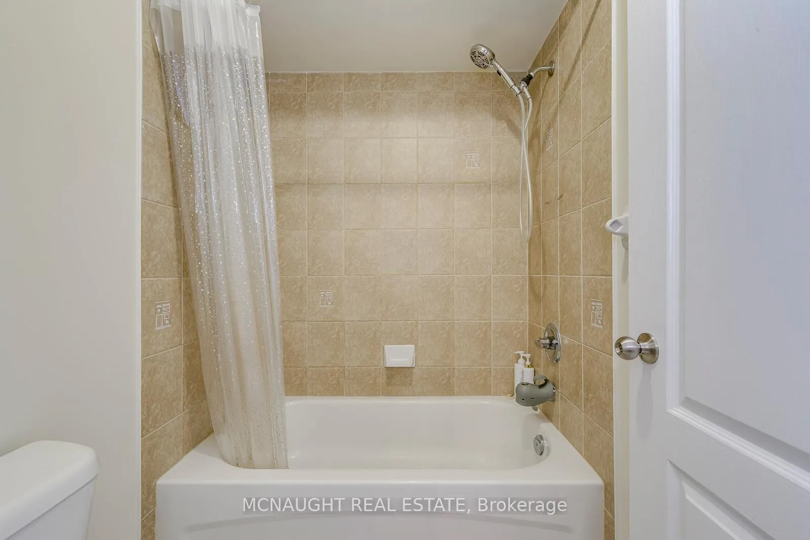 Photo 30 of 200 Bellchase Trail, Brampton, Bram East — HOMEH