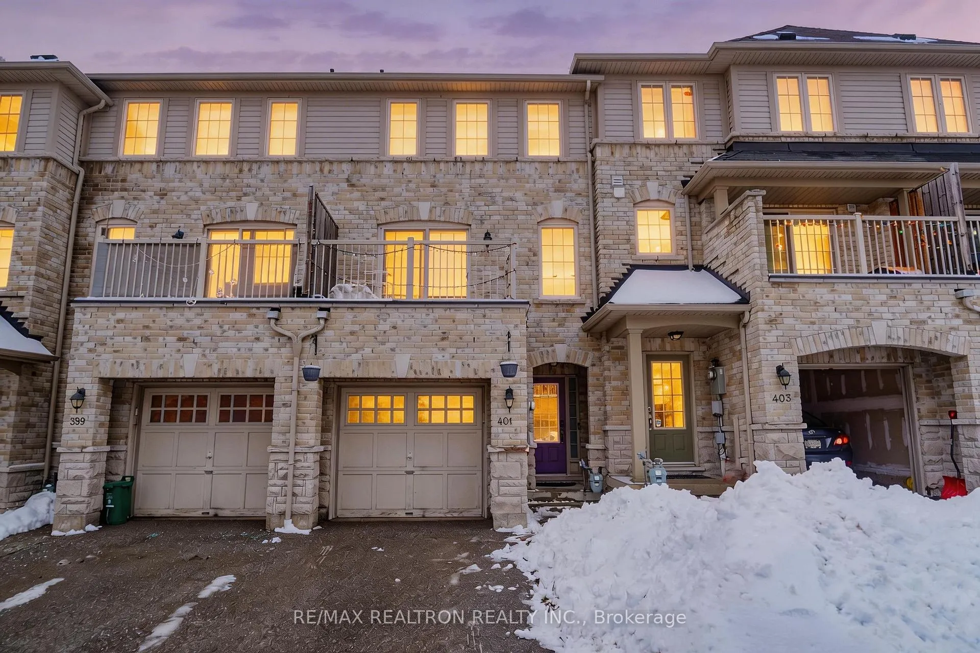 Photo 24 of 401 Rossland Road E, Ajax, Central East — HOMEH