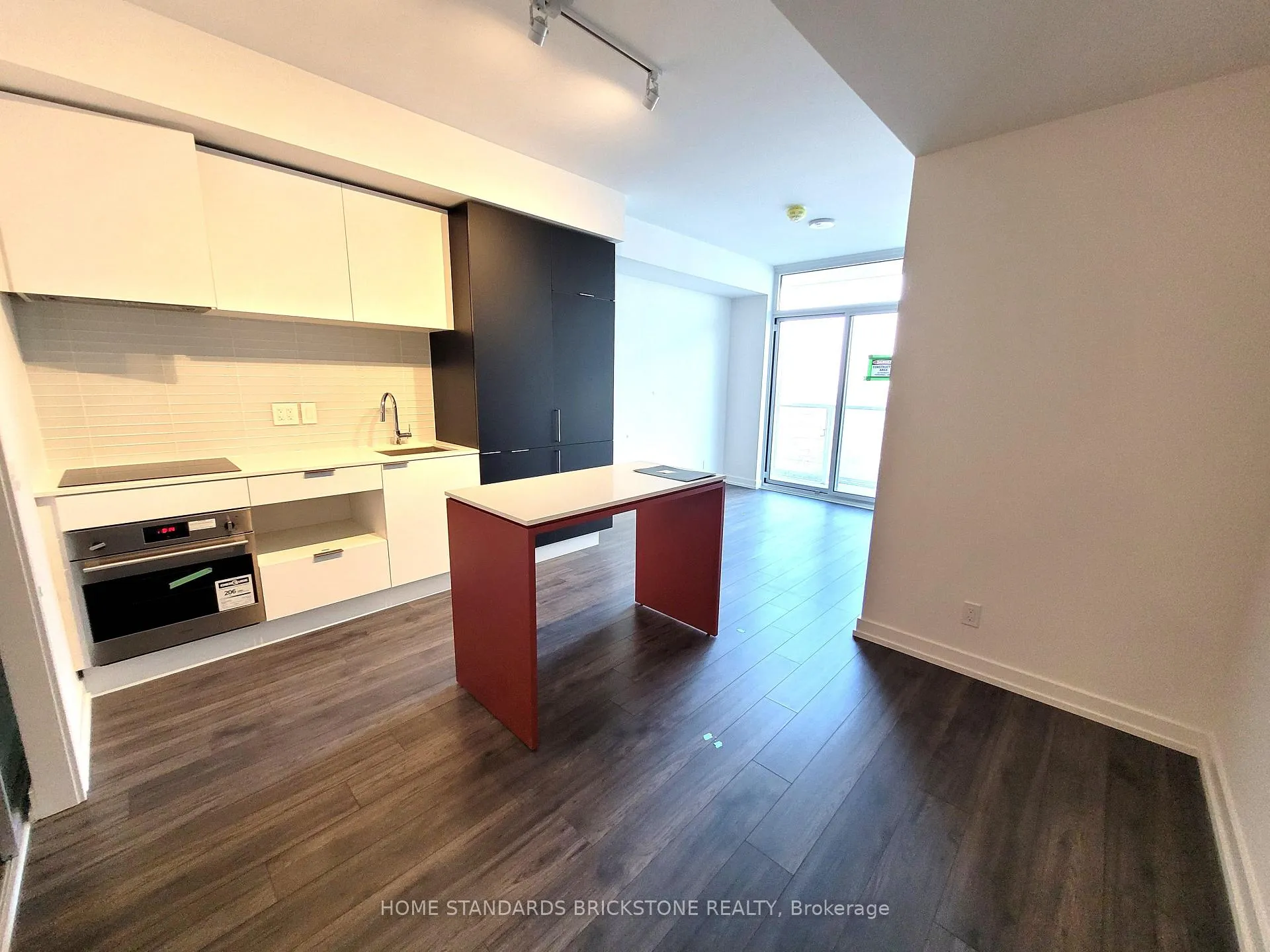 Photo 3 of Unit 1701, 33 Helendale Avenue, Toronto, Yonge-Eglinton — HOMEH