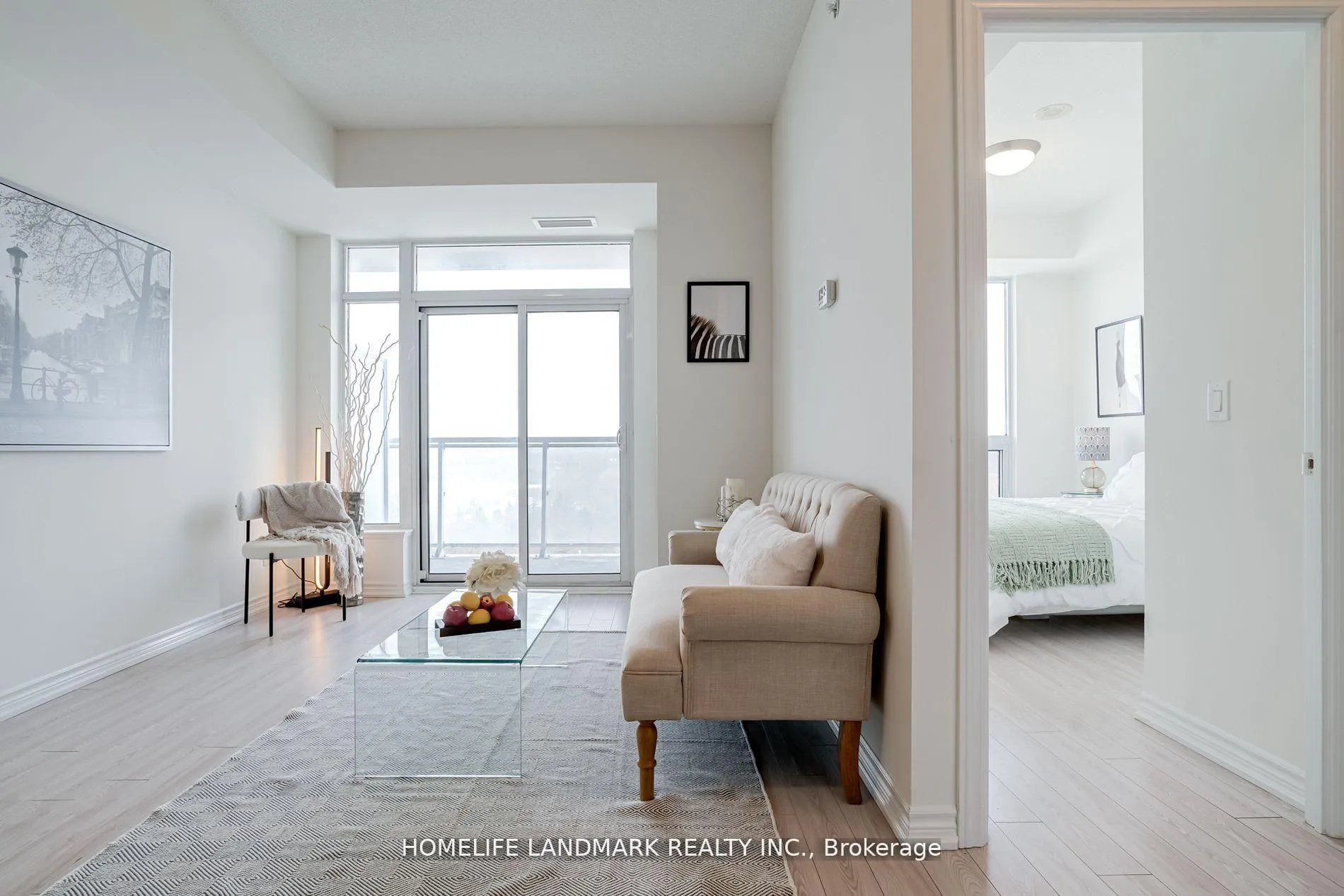 Photo 9 of Unit 921, 8323 Kennedy Road, Markham, Village Green-South Unionville — HOMEH