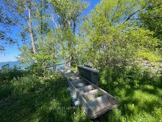 Photo 6 of 00 10th Line Road, Frontenac Islands, Wolfe Island — HOMEH