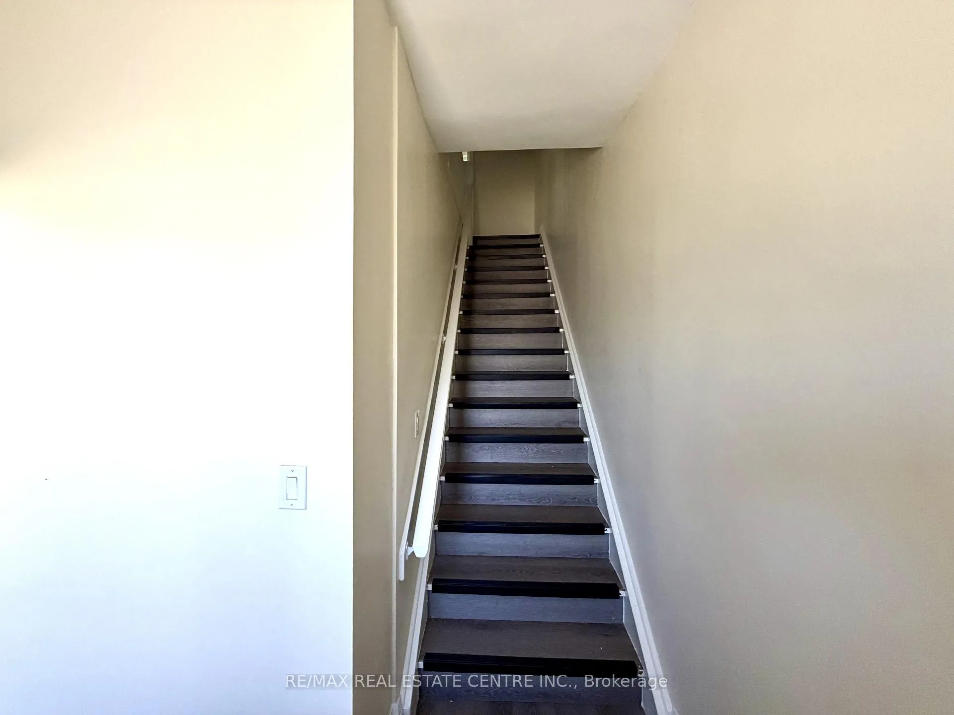 Photo 11 of 2 Brock Street, Hamilton, North End — HOMEH