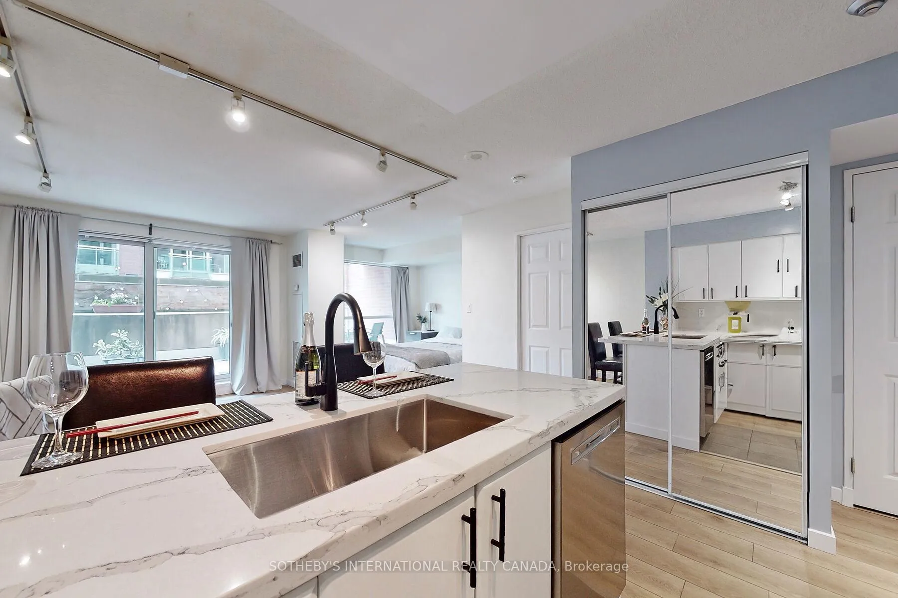 Photo 6 of Unit 410, 230 King Street E, Toronto, Moss Park — HOMEH