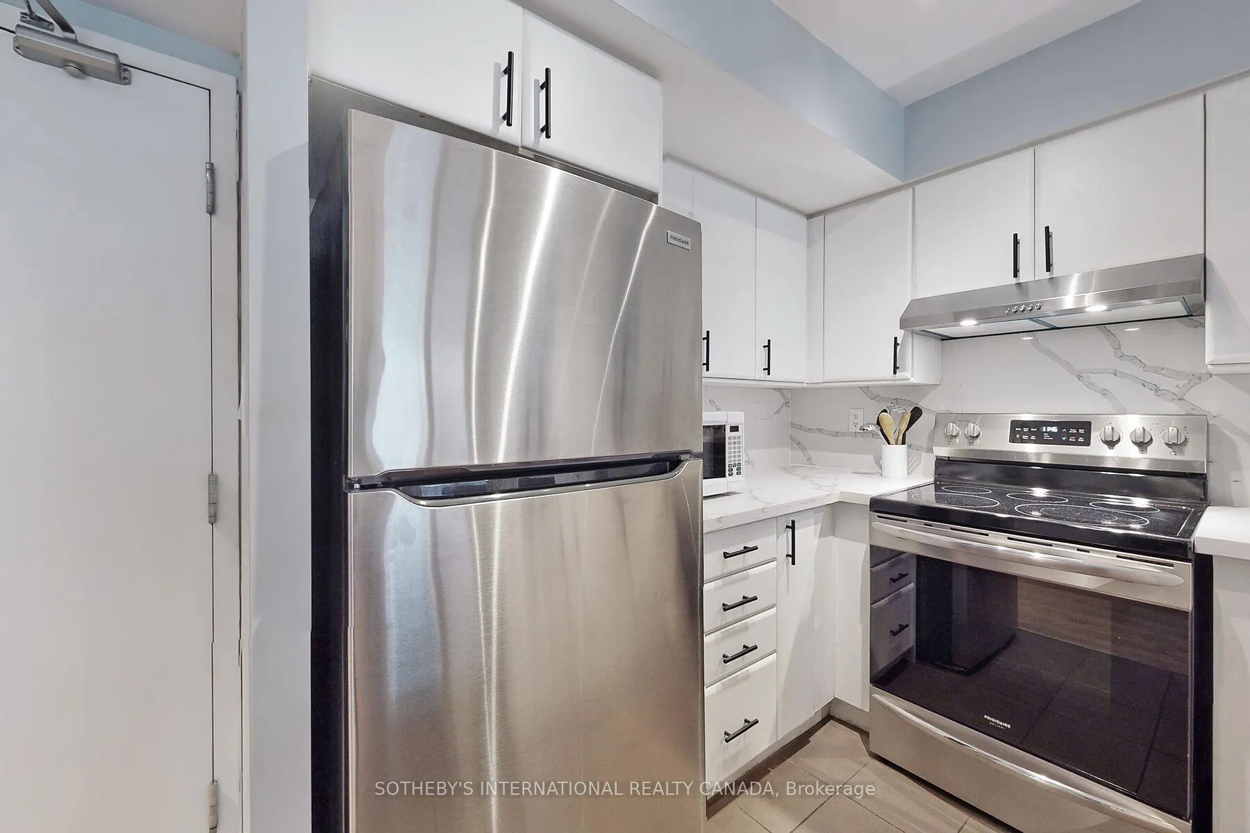 Photo 7 of Unit 410, 230 King Street E, Toronto, Moss Park — HOMEH