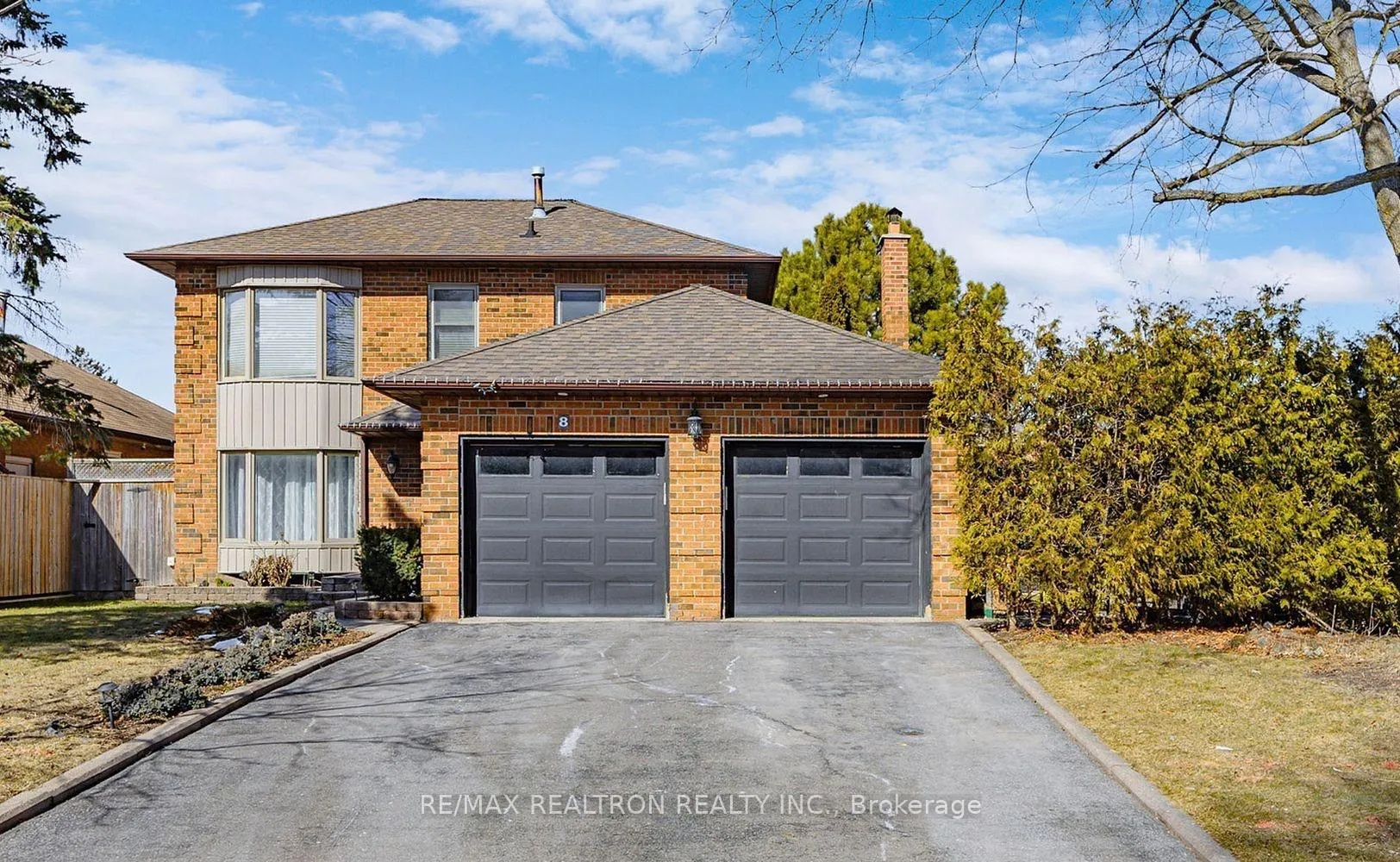 Photo 1 of 8 Trillium Drive, Aurora, Aurora Highlands — HOMEH