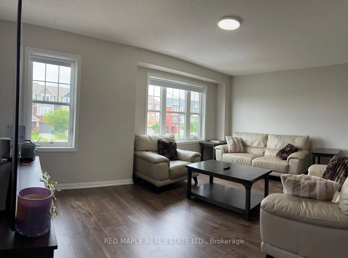 Photo 9 of 3 Vanhorne Close, Brampton, Northwest Brampton — HOMEH