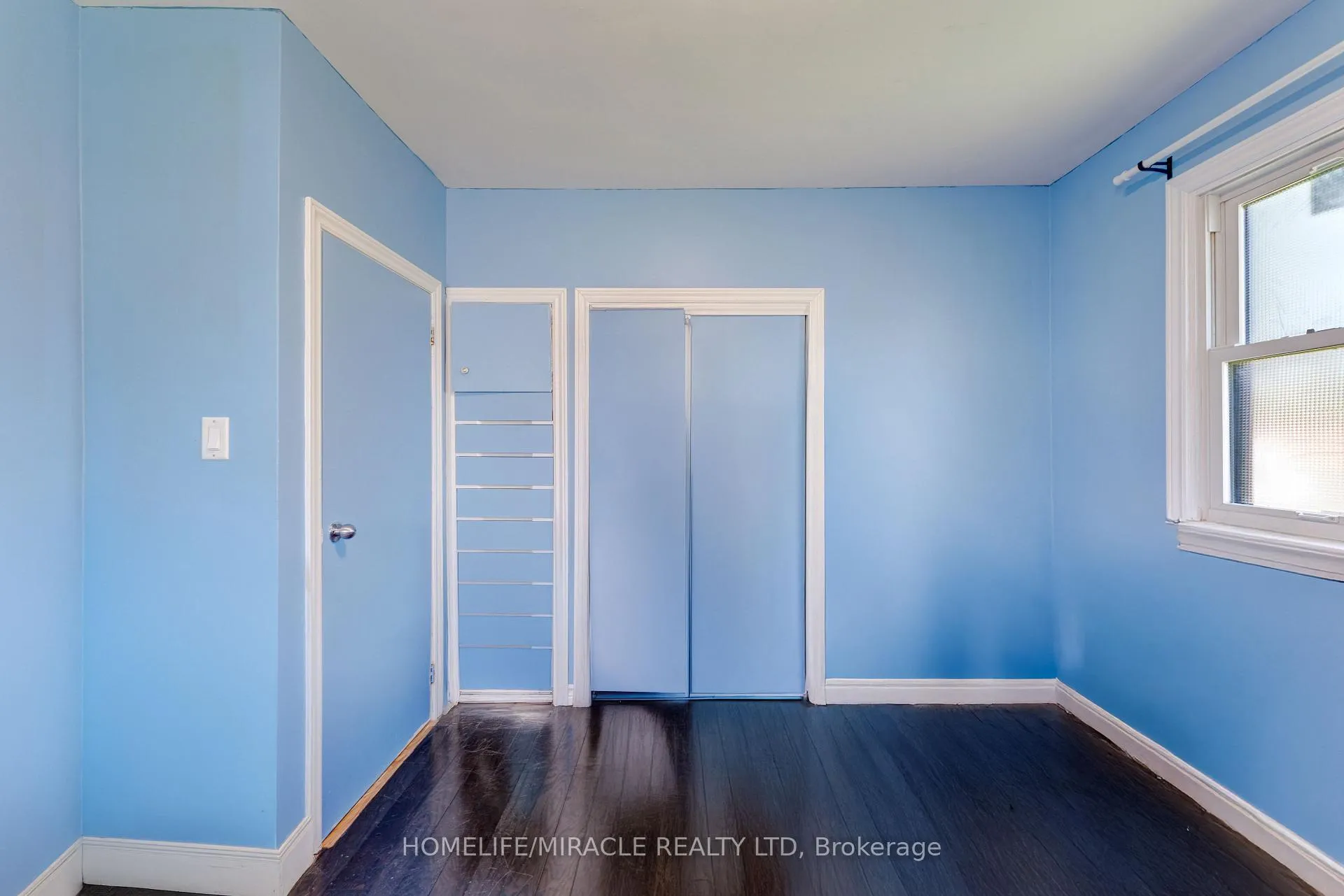 Photo 11 of 544 Adelaide Avenue W, Oshawa, Stevenson — HOMEH