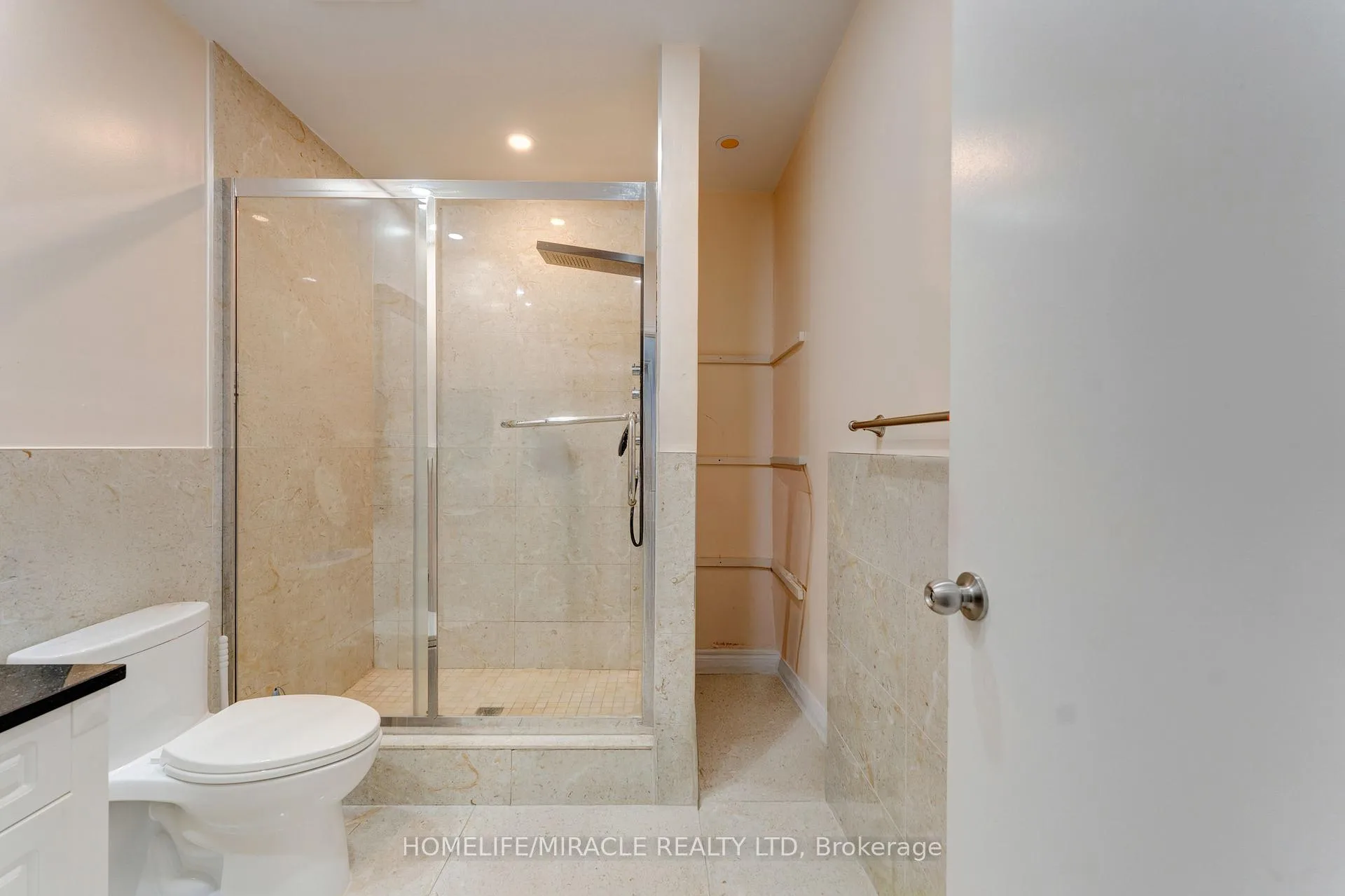 Photo 13 of 544 Adelaide Avenue W, Oshawa, Stevenson — HOMEH