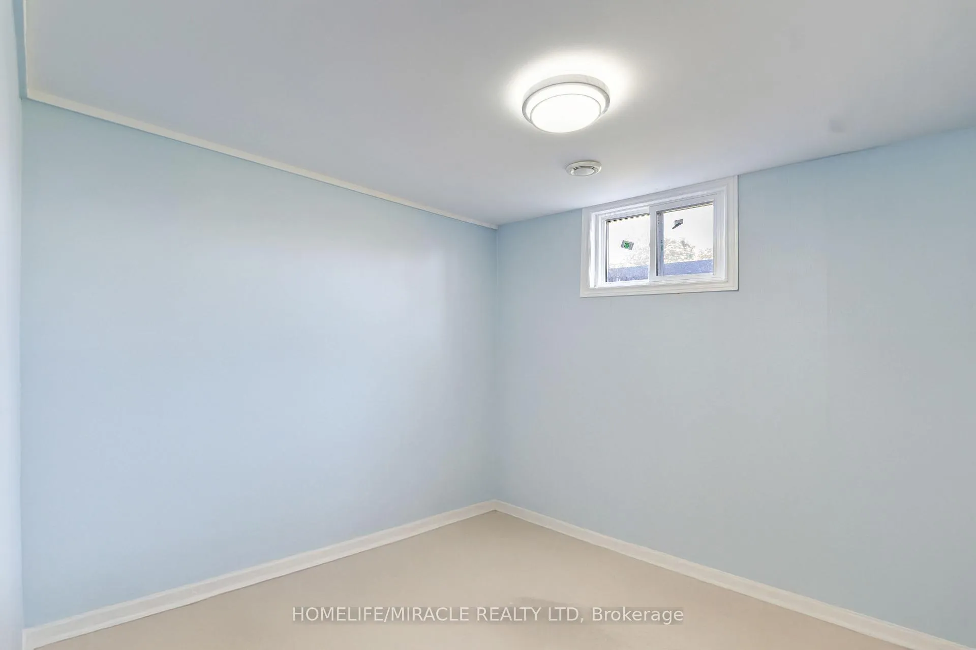 Photo 23 of 544 Adelaide Avenue W, Oshawa, Stevenson — HOMEH