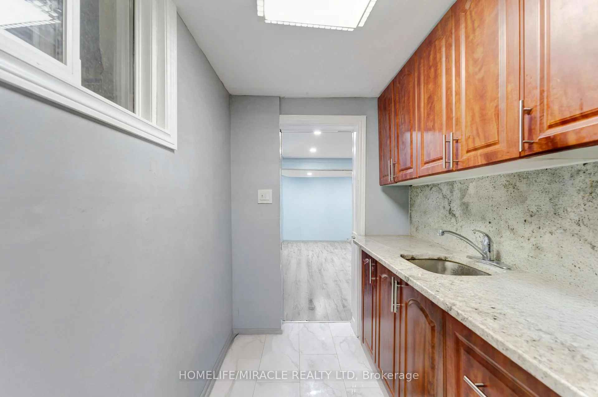 Photo 30 of 544 Adelaide Avenue W, Oshawa, Stevenson — HOMEH