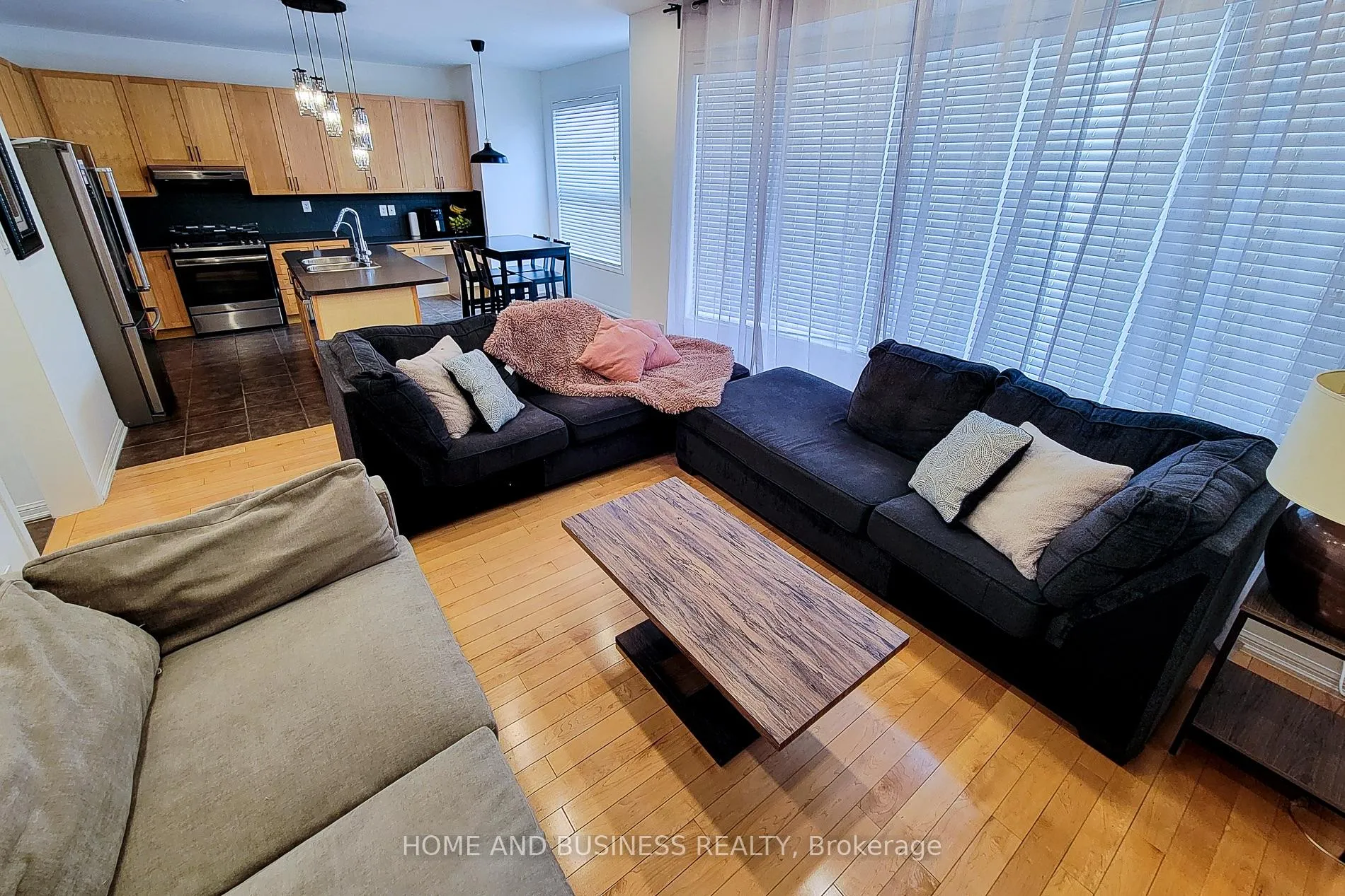 Photo 9 of 913 Mcewan Drive, Milton, Coates — HOMEH