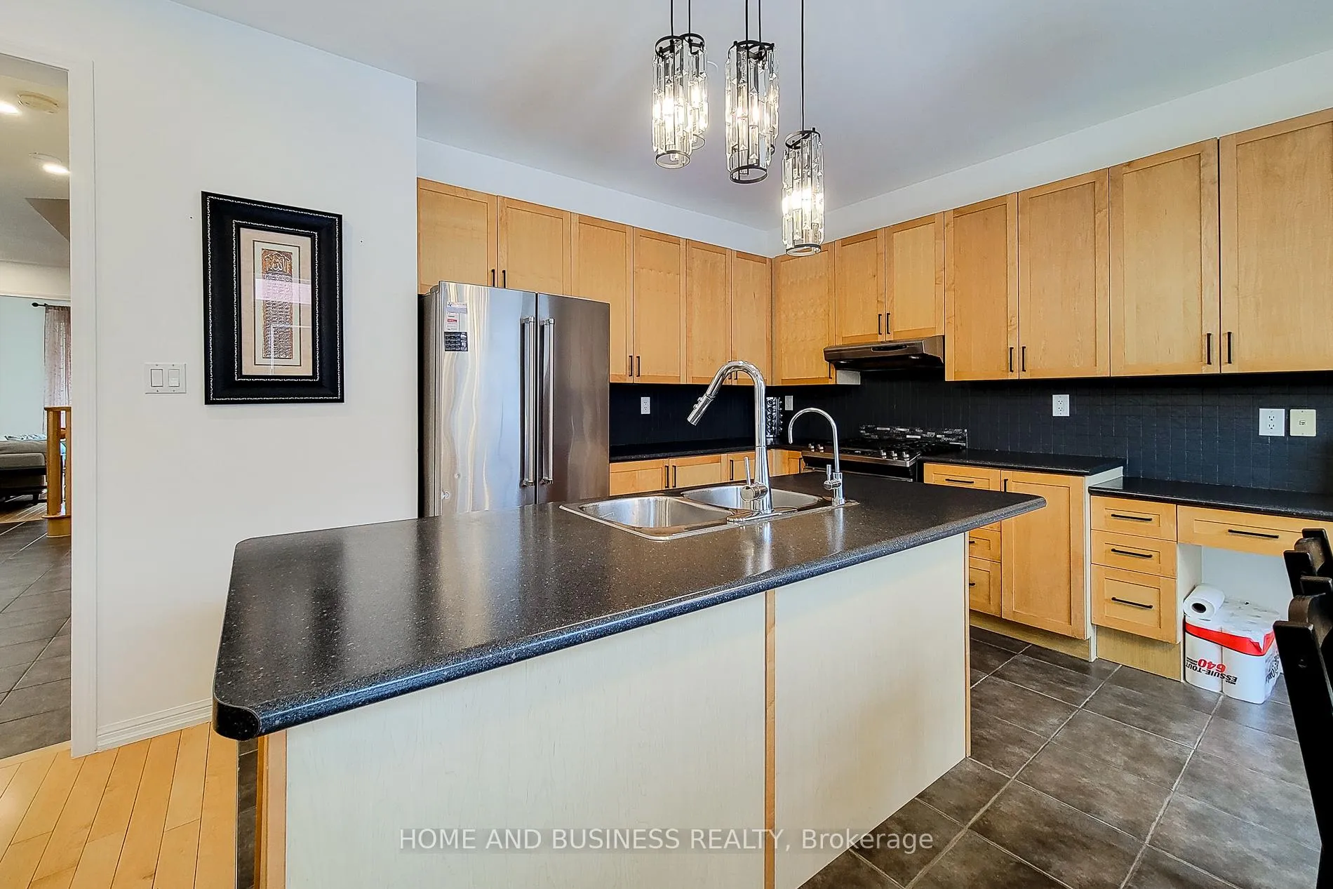 Photo 12 of 913 Mcewan Drive, Milton, Coates — HOMEH