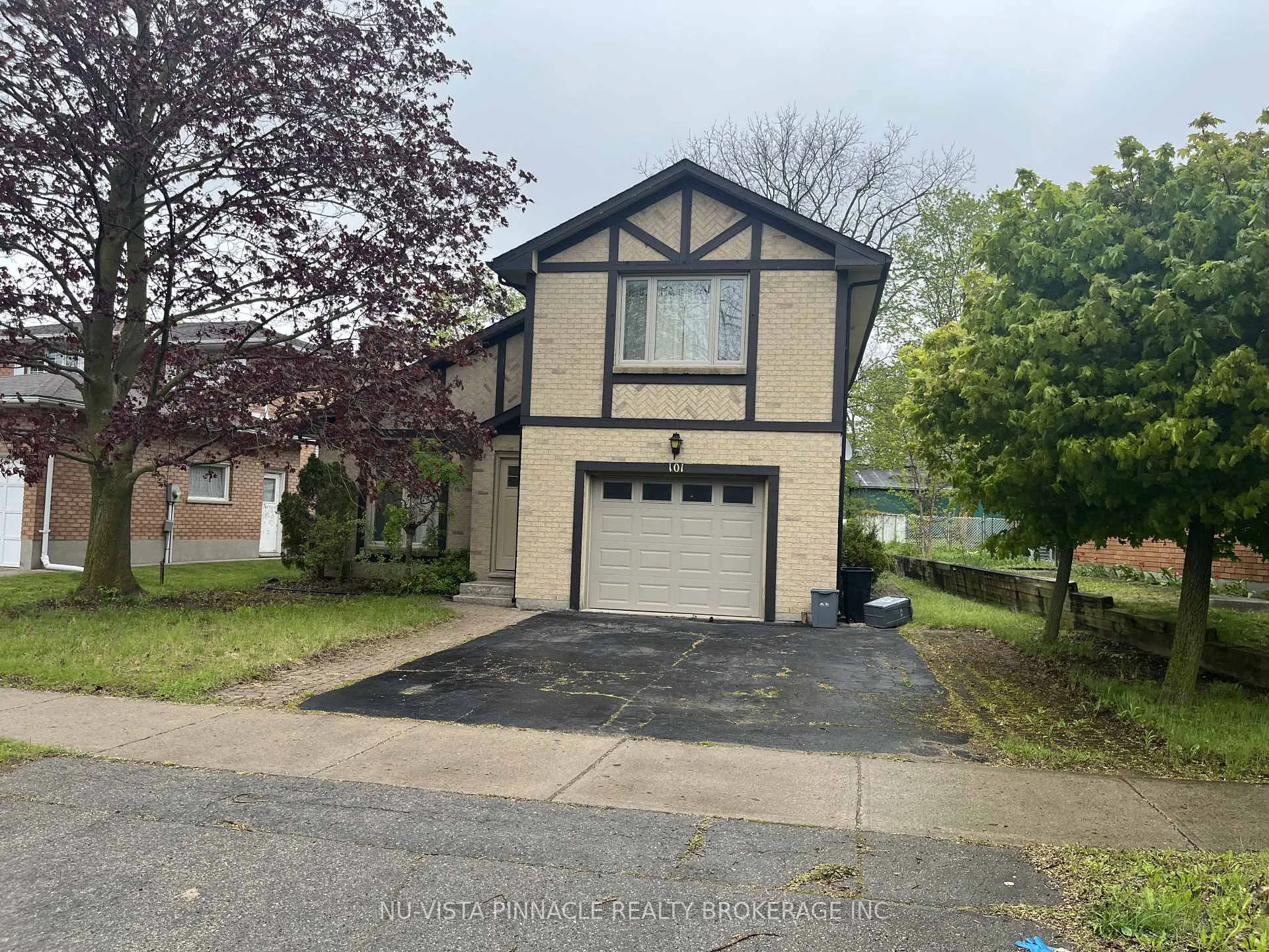 Photo 1 of 101 Castlegrove Boulevard, London, North K — HOMEH