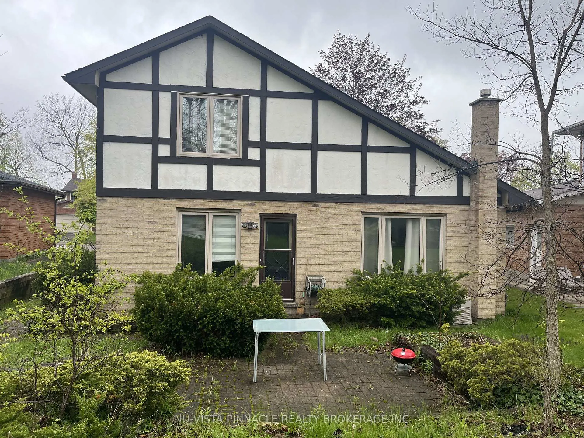 Photo 8 of 101 Castlegrove Boulevard, London, North K — HOMEH