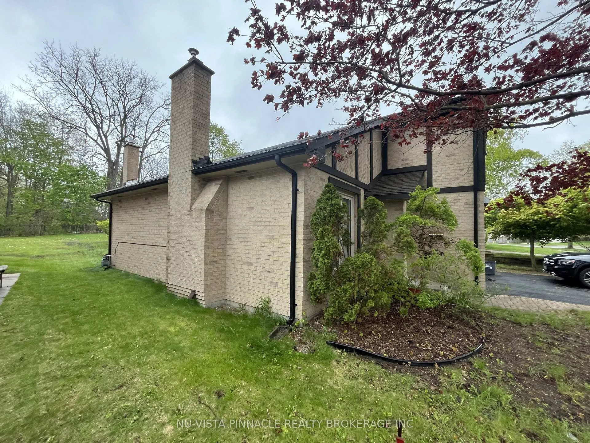 Photo 12 of 101 Castlegrove Boulevard, London, North K — HOMEH