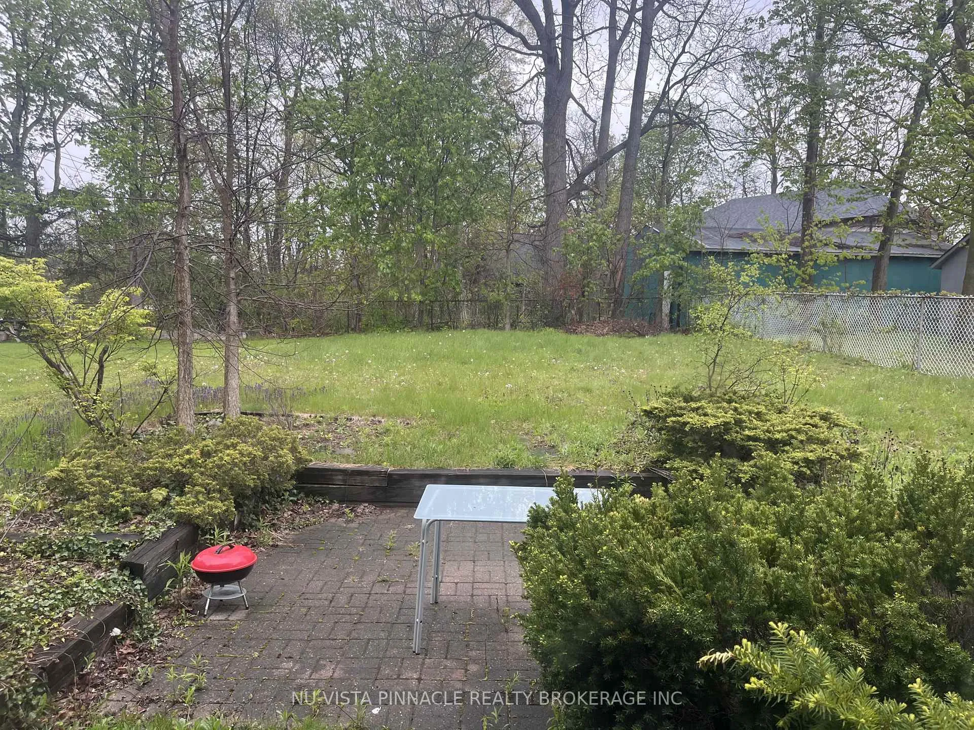 Photo 15 of 101 Castlegrove Boulevard, London, North K — HOMEH