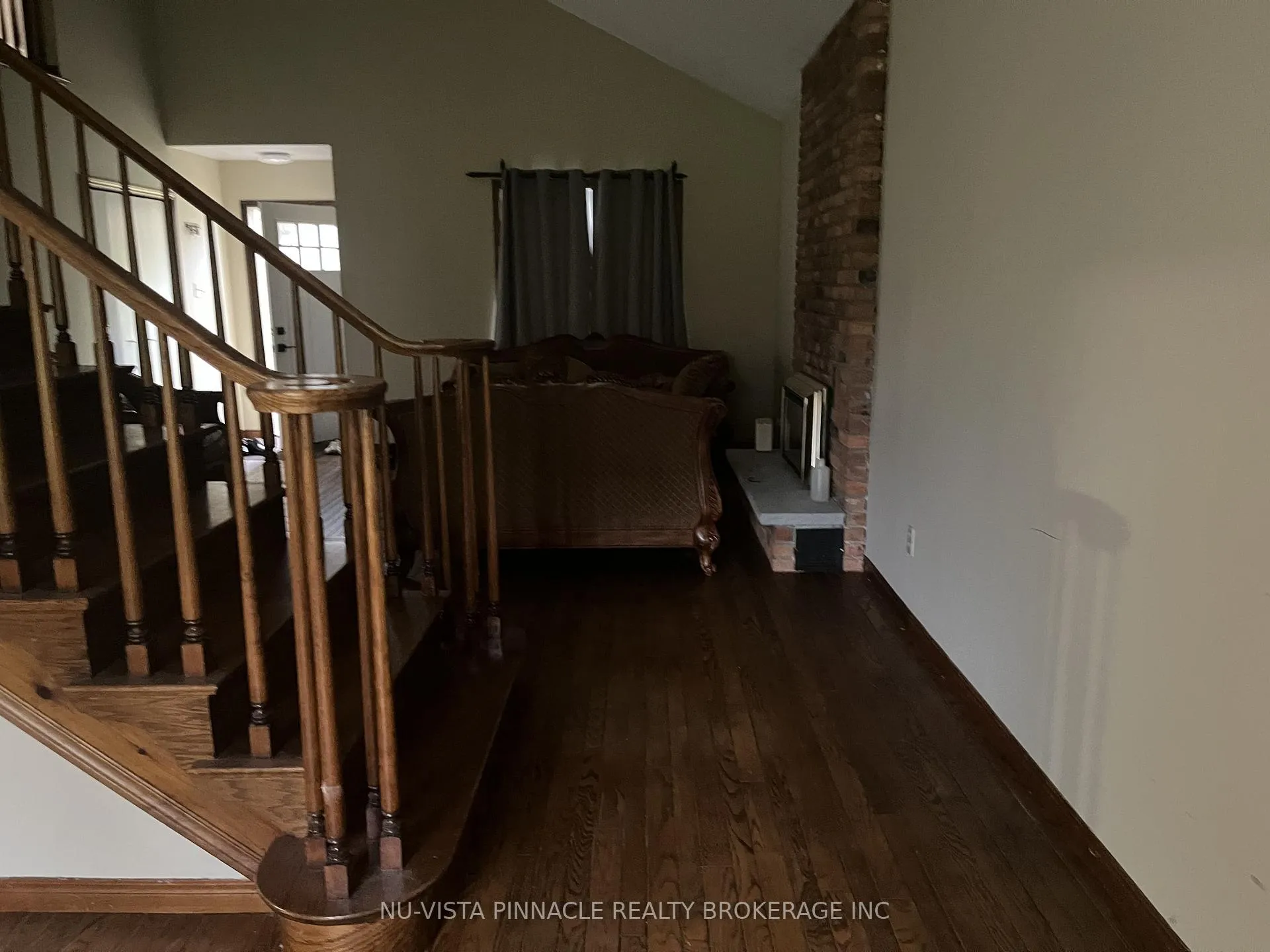 Photo 17 of 101 Castlegrove Boulevard, London, North K — HOMEH