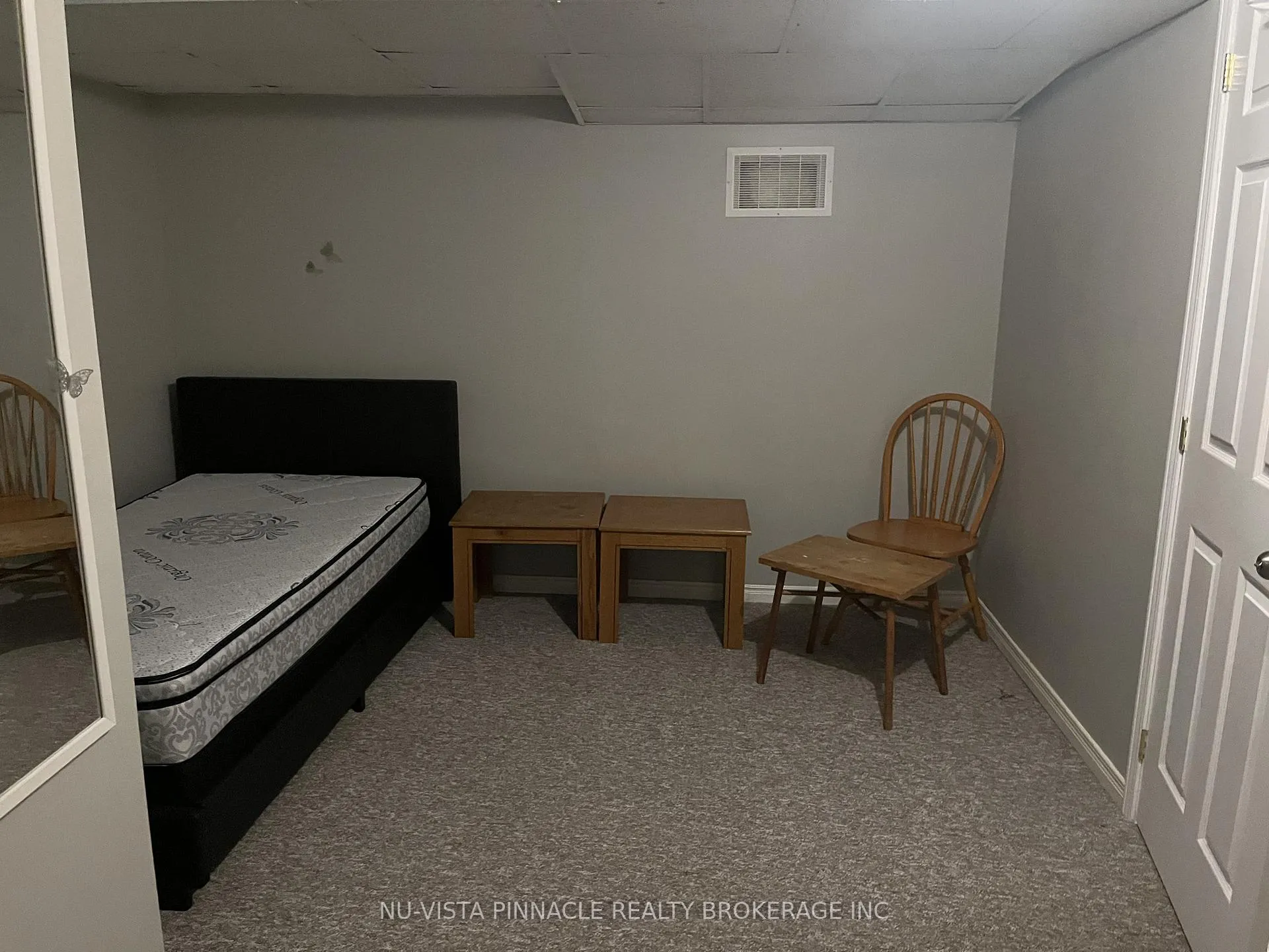 Photo 25 of 101 Castlegrove Boulevard, London, North K — HOMEH
