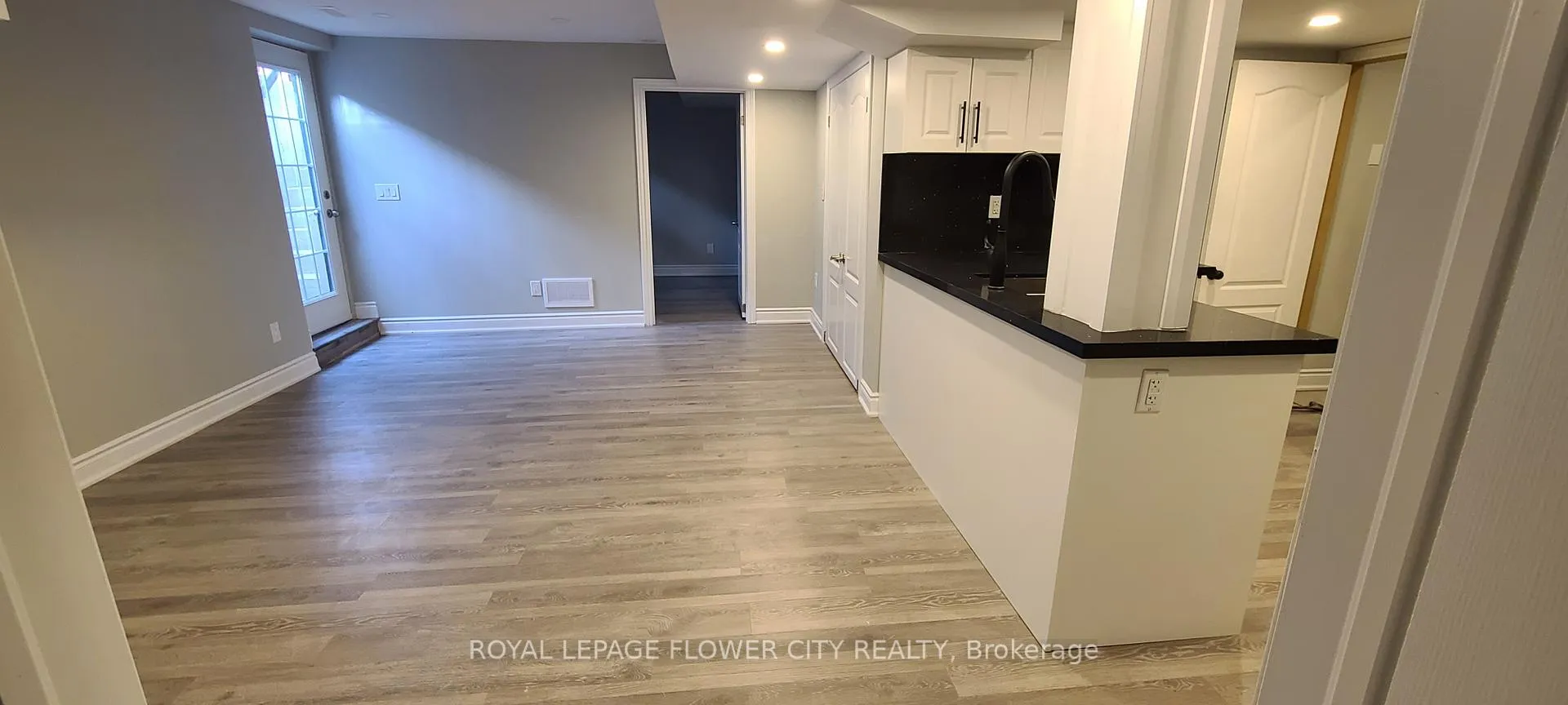 Photo 2 of 13 Tideland Drive, Brampton, Fletcher's Meadow — HOMEH