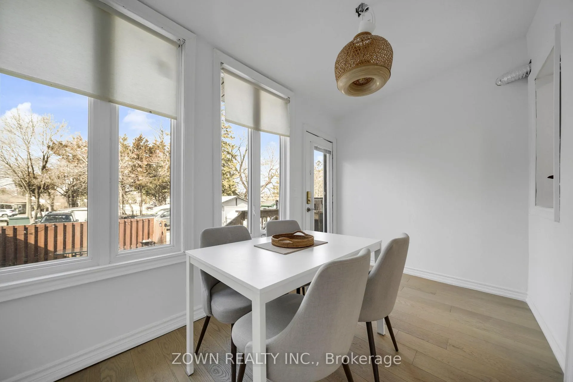 Photo 16 of 8312 Kipling Avenue, Vaughan, West Woodbridge — HOMEH