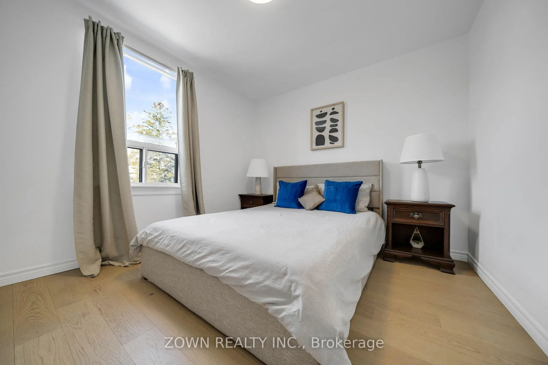 Photo 26 of 8312 Kipling Avenue, Vaughan, West Woodbridge — HOMEH