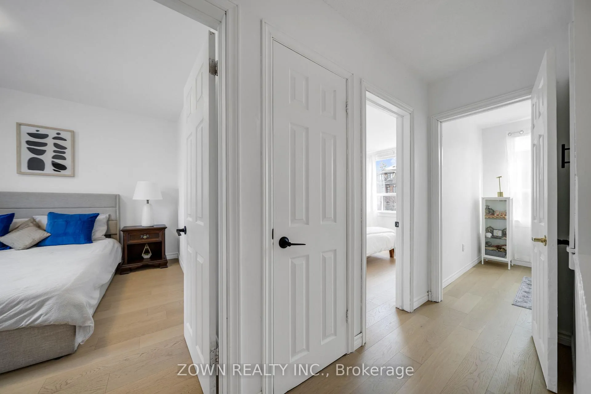 Photo 28 of 8312 Kipling Avenue, Vaughan, West Woodbridge — HOMEH