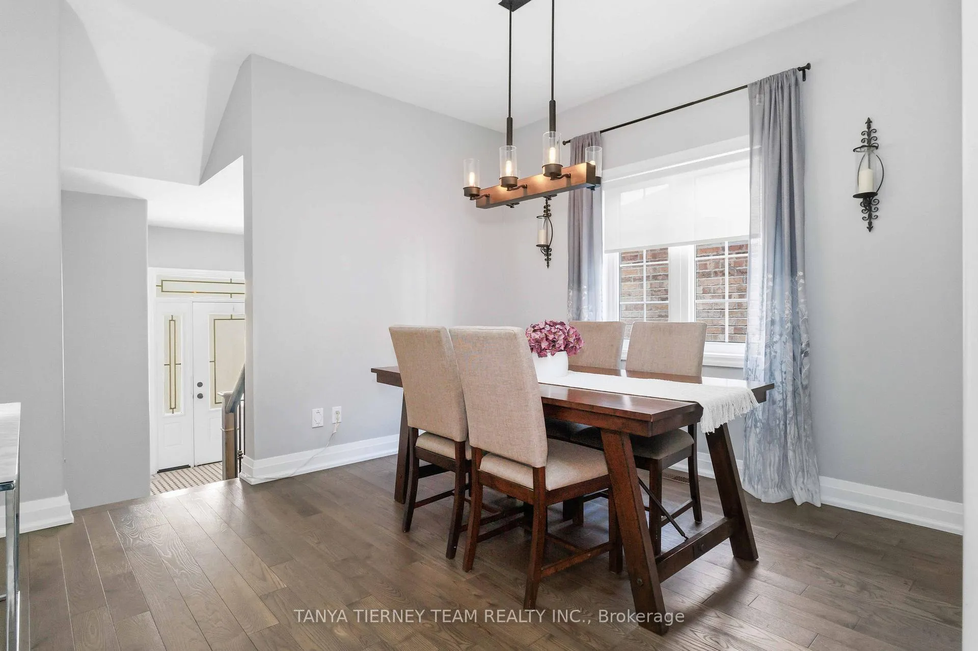 Photo 8 of 37 Nathan Avenue, Whitby, Brooklin — HOMEH