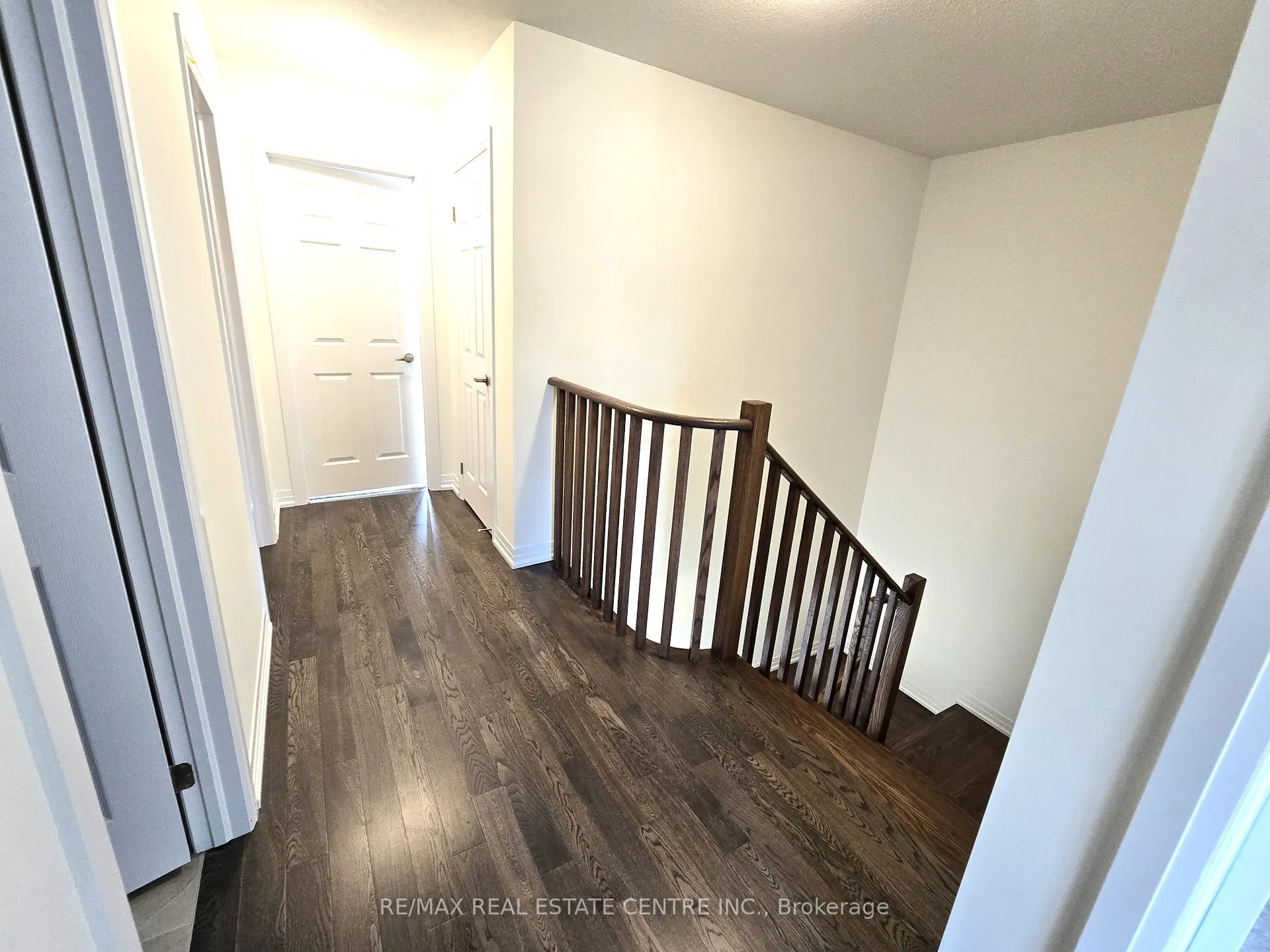 Photo 7 of 131 Brighton Lane, Thorold, Rolling Meadows — HOMEH