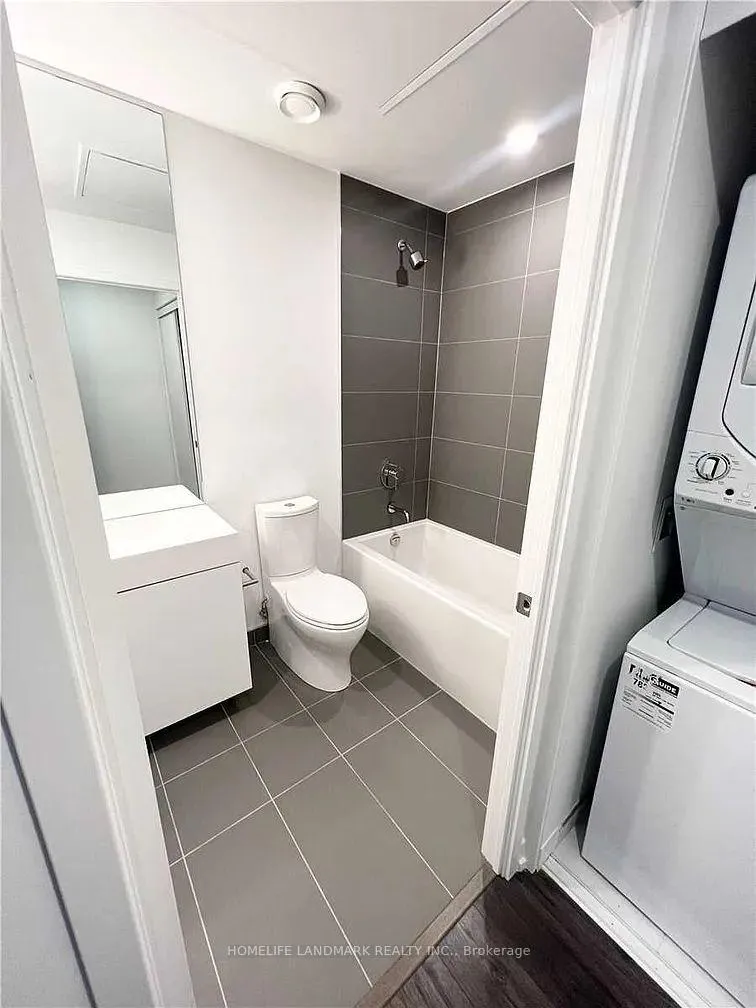 Photo 2 of Unit 1408, 33 Helendale Avenue, Toronto, Yonge-Eglinton — HOMEH