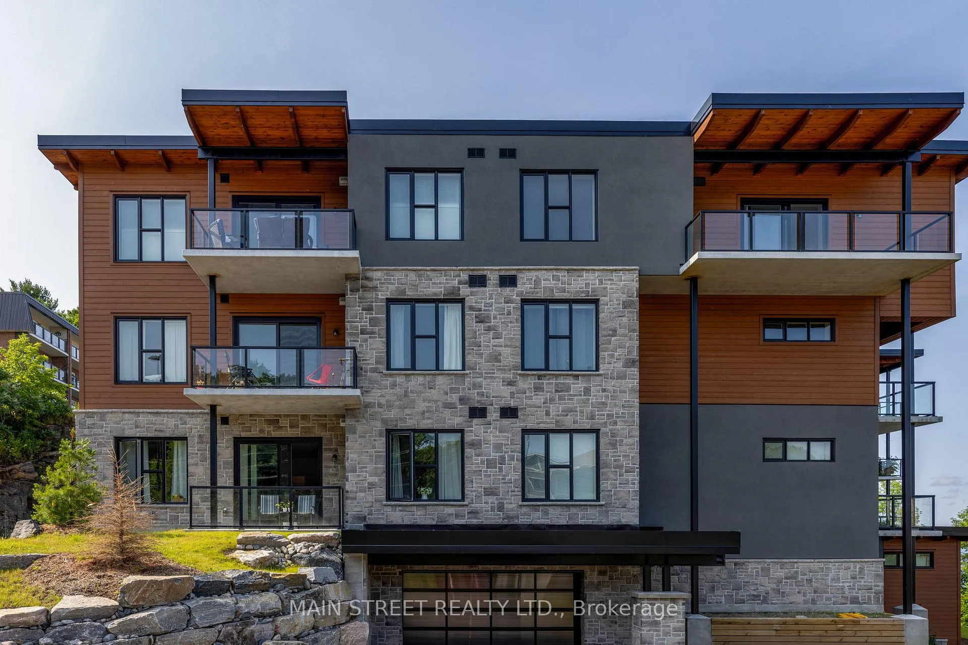 Photo 4 of Unit 203, 20 Salt Dock Road, Parry Sound — HOMEH