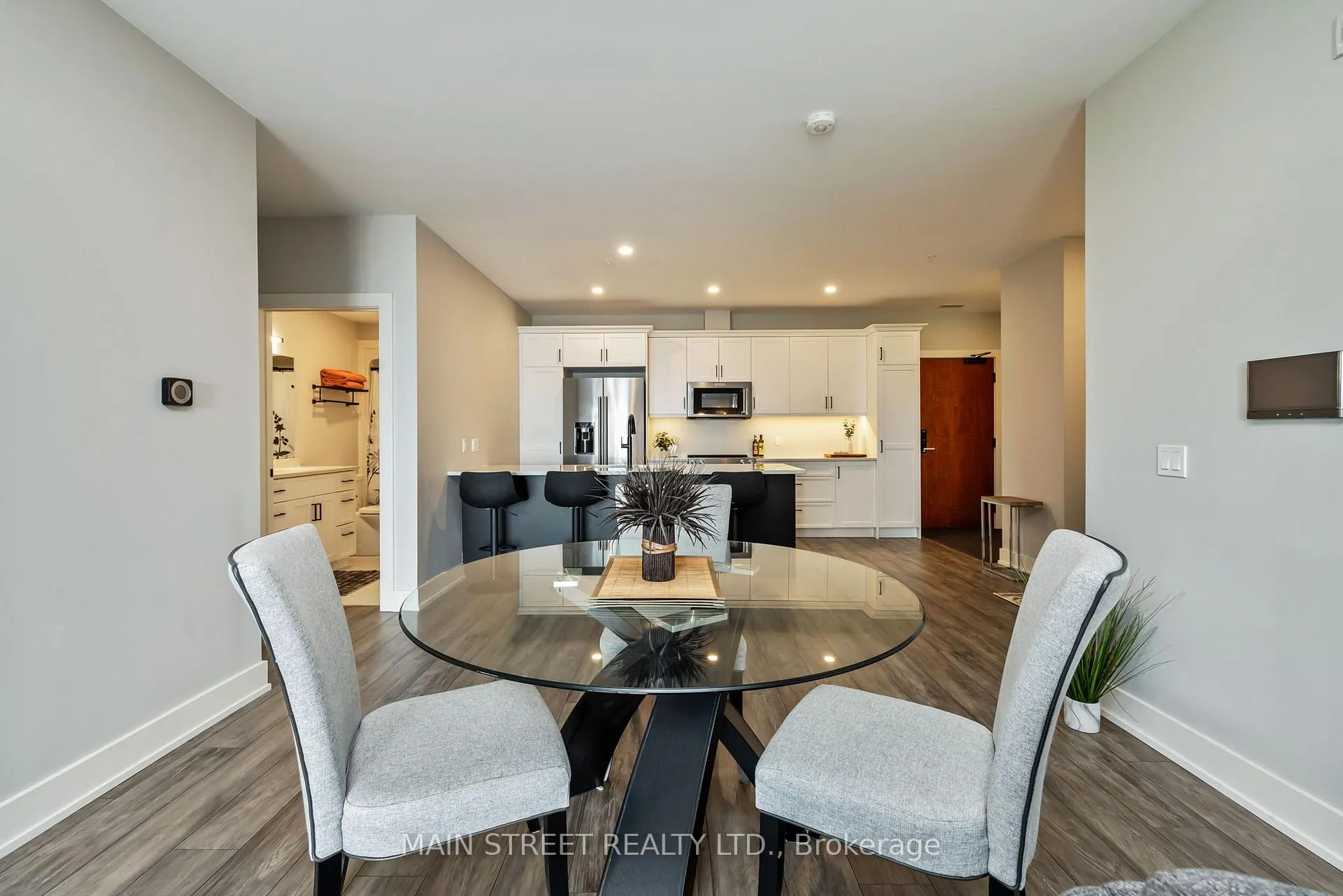 Photo 15 of Unit 203, 20 Salt Dock Road, Parry Sound — HOMEH