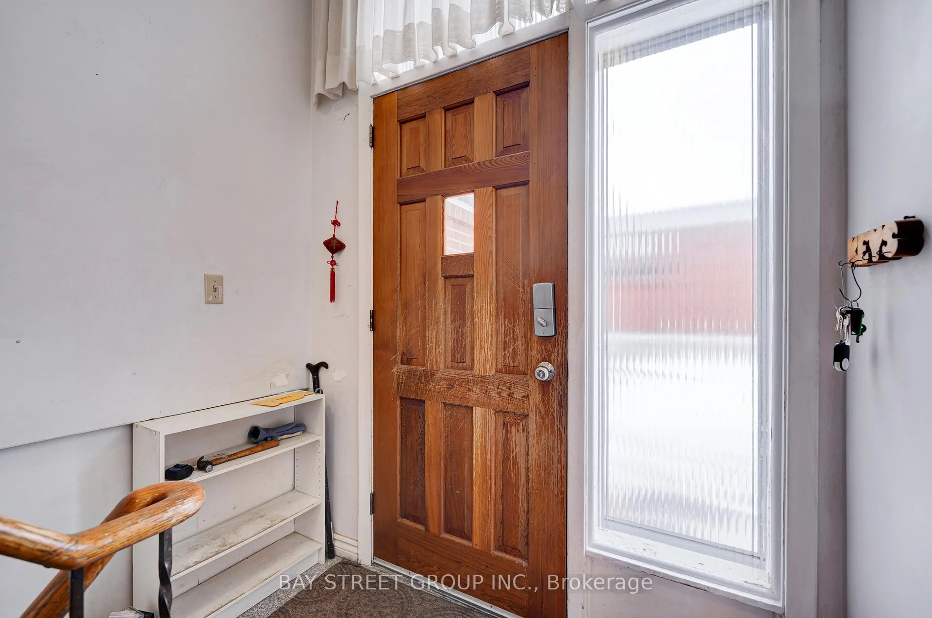 Photo 2 of 26 Benway Drive, Etobicoke, Rexdale-Kipling — HOMEH
