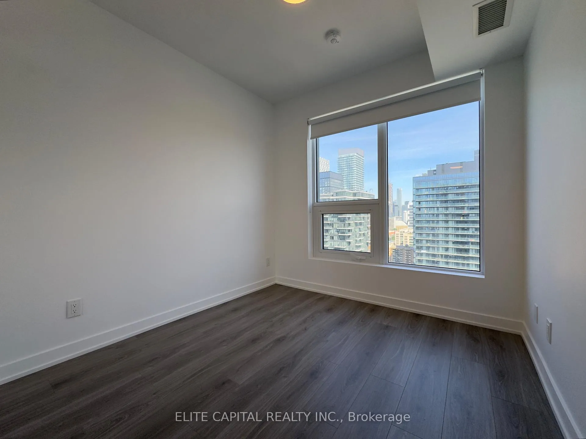 Photo 5 of Unit 3201, 100 Queen Street E, Toronto, Church-Yonge Corridor — HOMEH