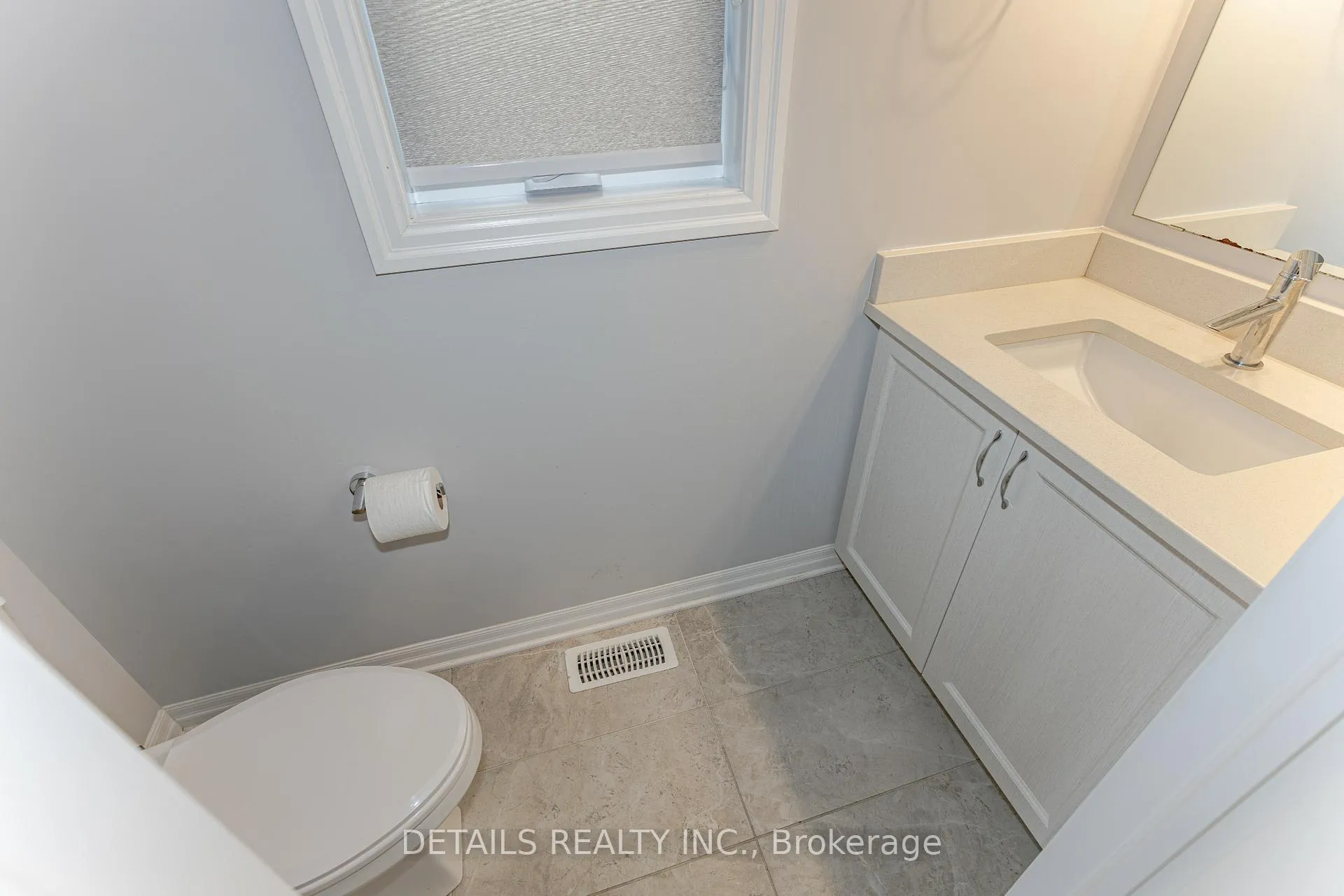 Photo 4 of 276 Avro Circle, Ottawa, CFB Rockcliffe and Area — HOMEH