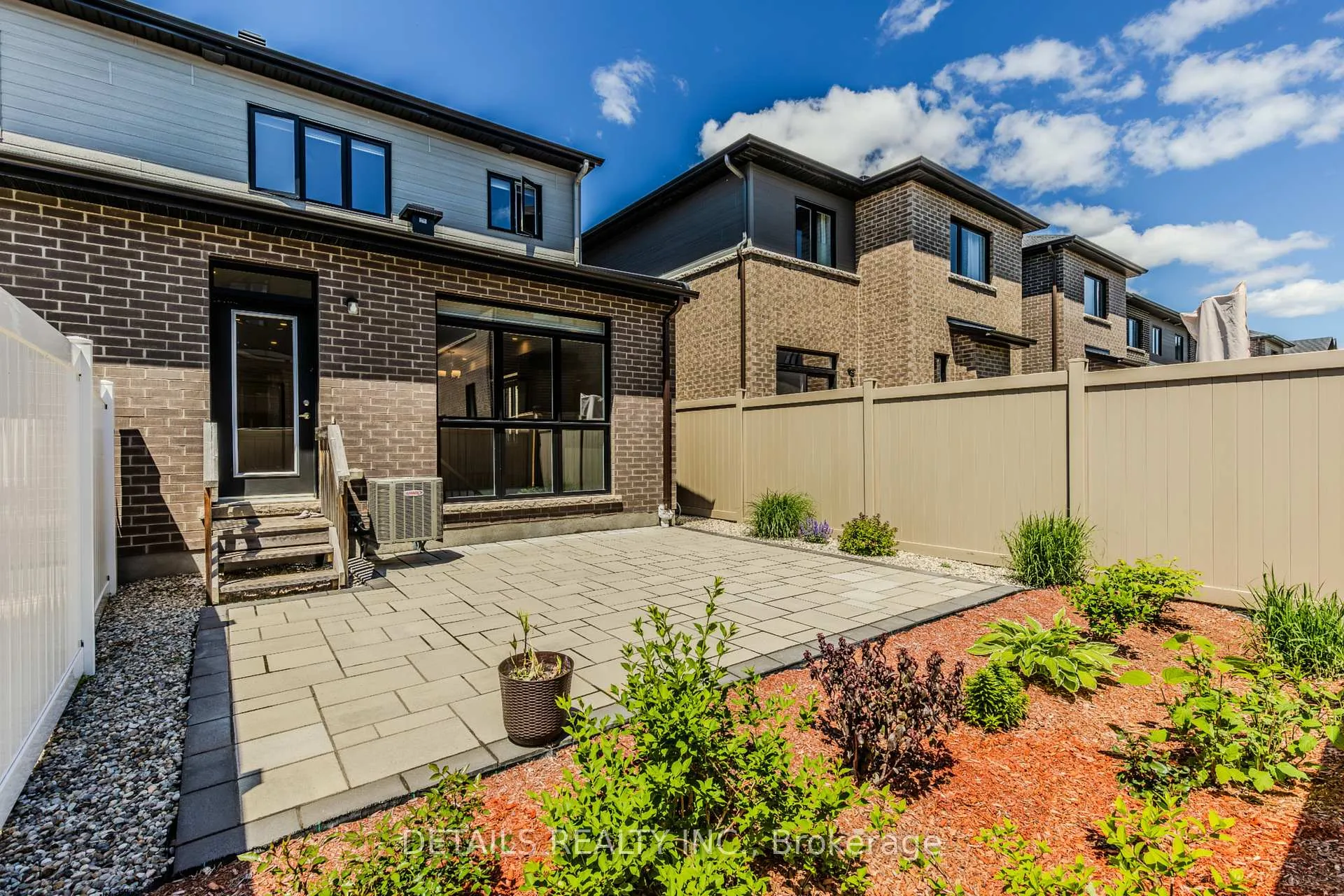 Photo 26 of 276 Avro Circle, Ottawa, CFB Rockcliffe and Area — HOMEH