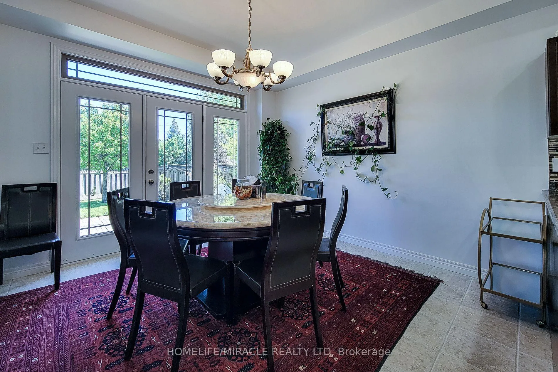 Photo 18 of 197 Cloverleaf Drive, Hamilton, Meadowlands — HOMEH