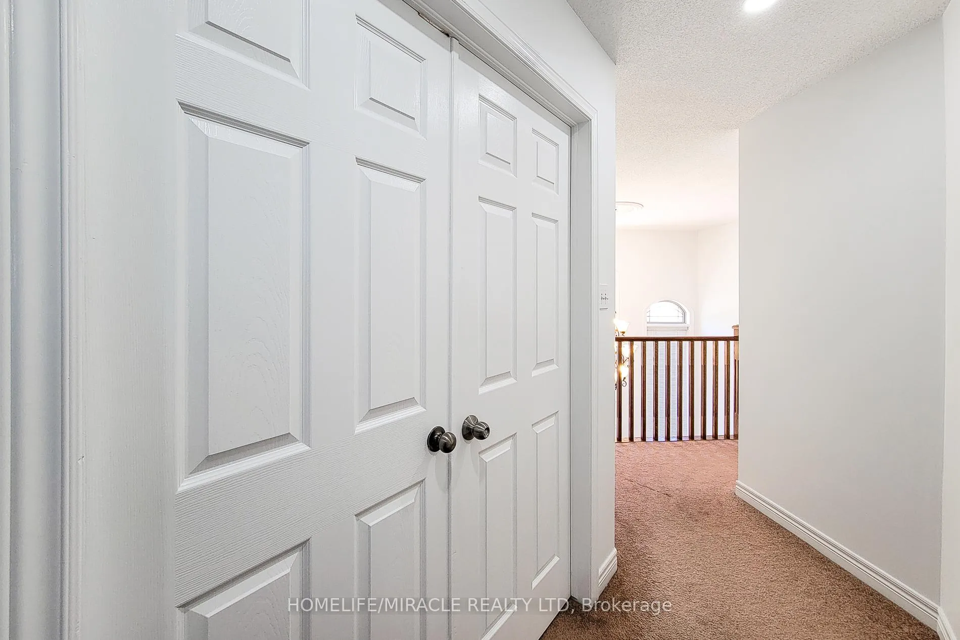Photo 23 of 197 Cloverleaf Drive, Hamilton, Meadowlands — HOMEH