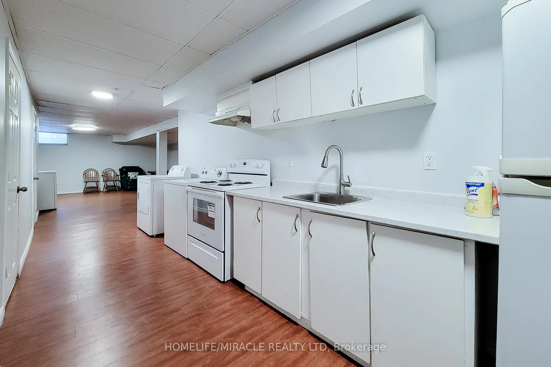 Photo 39 of 197 Cloverleaf Drive, Hamilton, Meadowlands — HOMEH