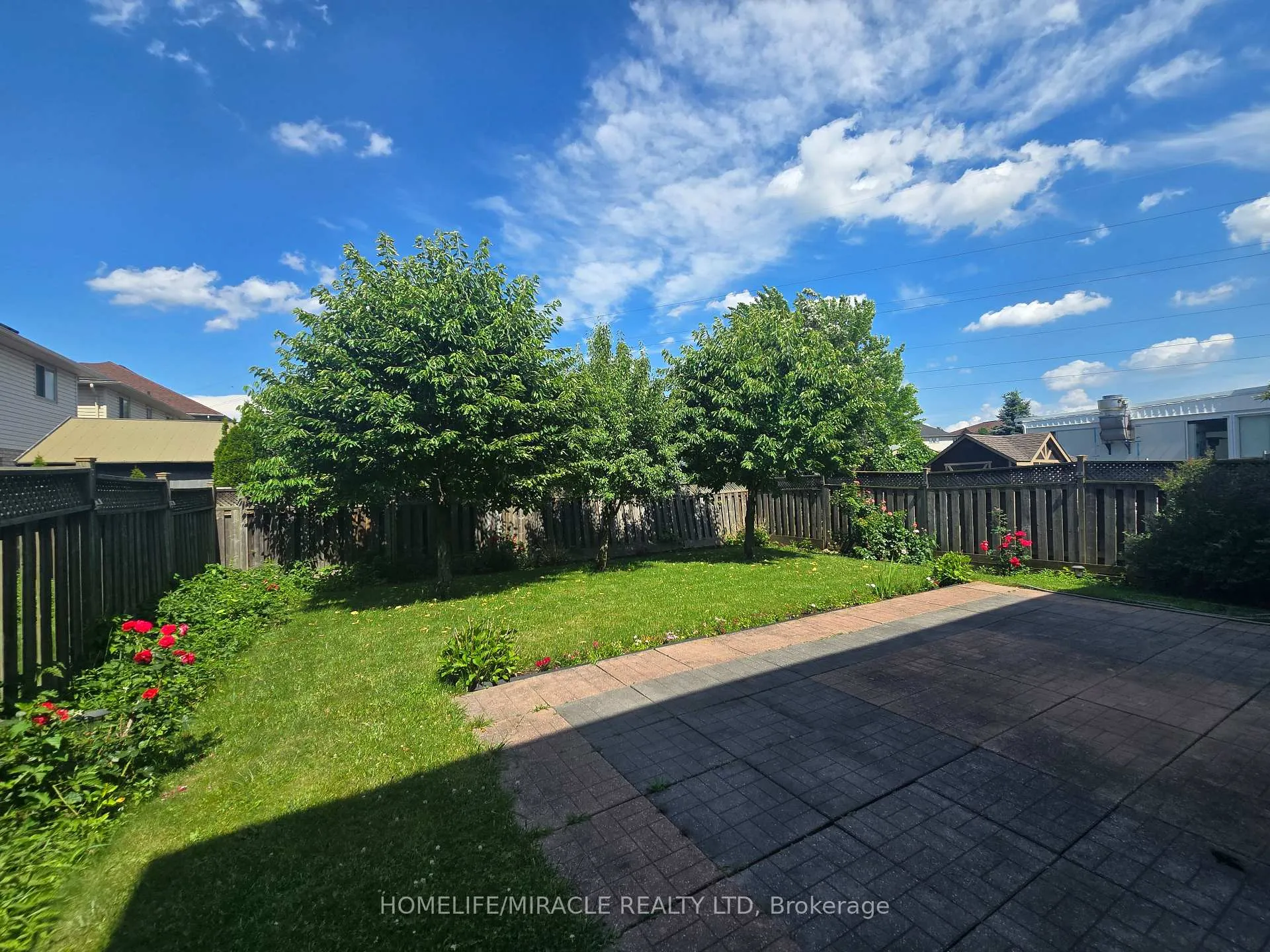 Photo 48 of 197 Cloverleaf Drive, Hamilton, Meadowlands — HOMEH