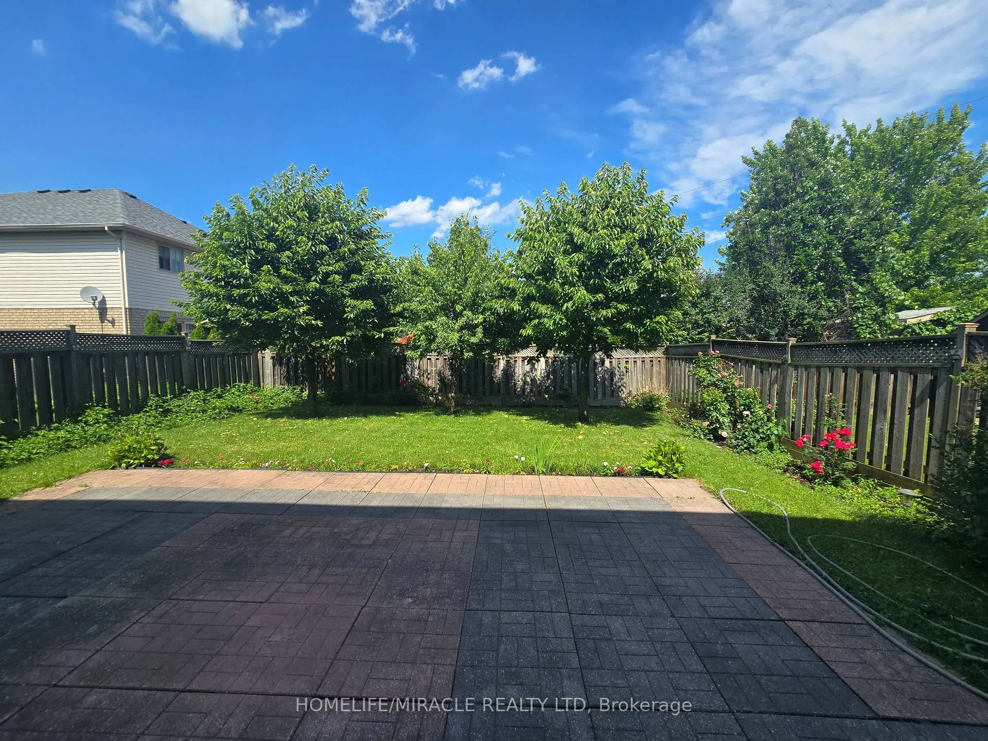 Photo 49 of 197 Cloverleaf Drive, Hamilton, Meadowlands — HOMEH