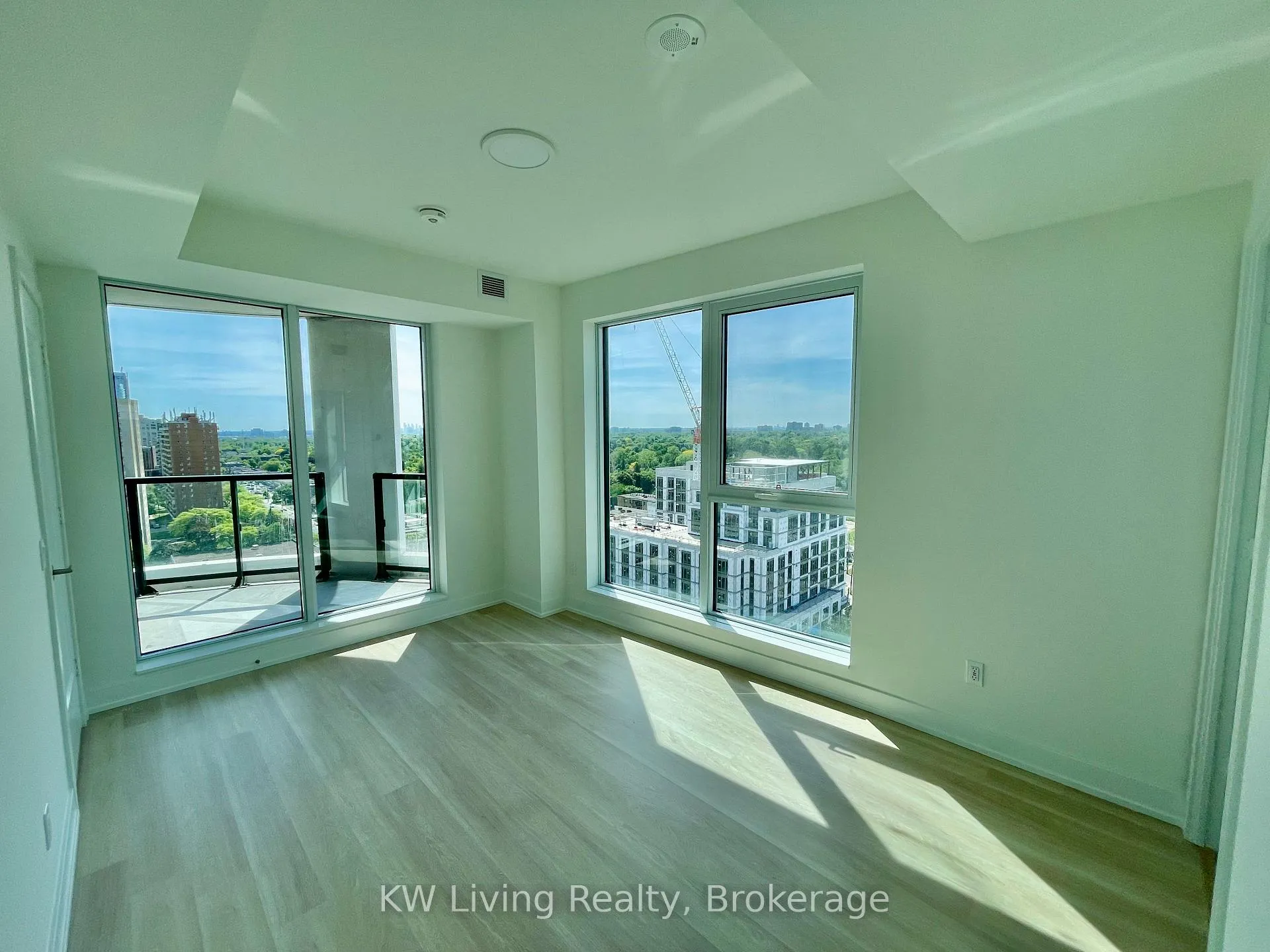Photo 5 of Unit 1712, 25 Cordova Avenue, Etobicoke, Islington-City Centre West — HOMEH